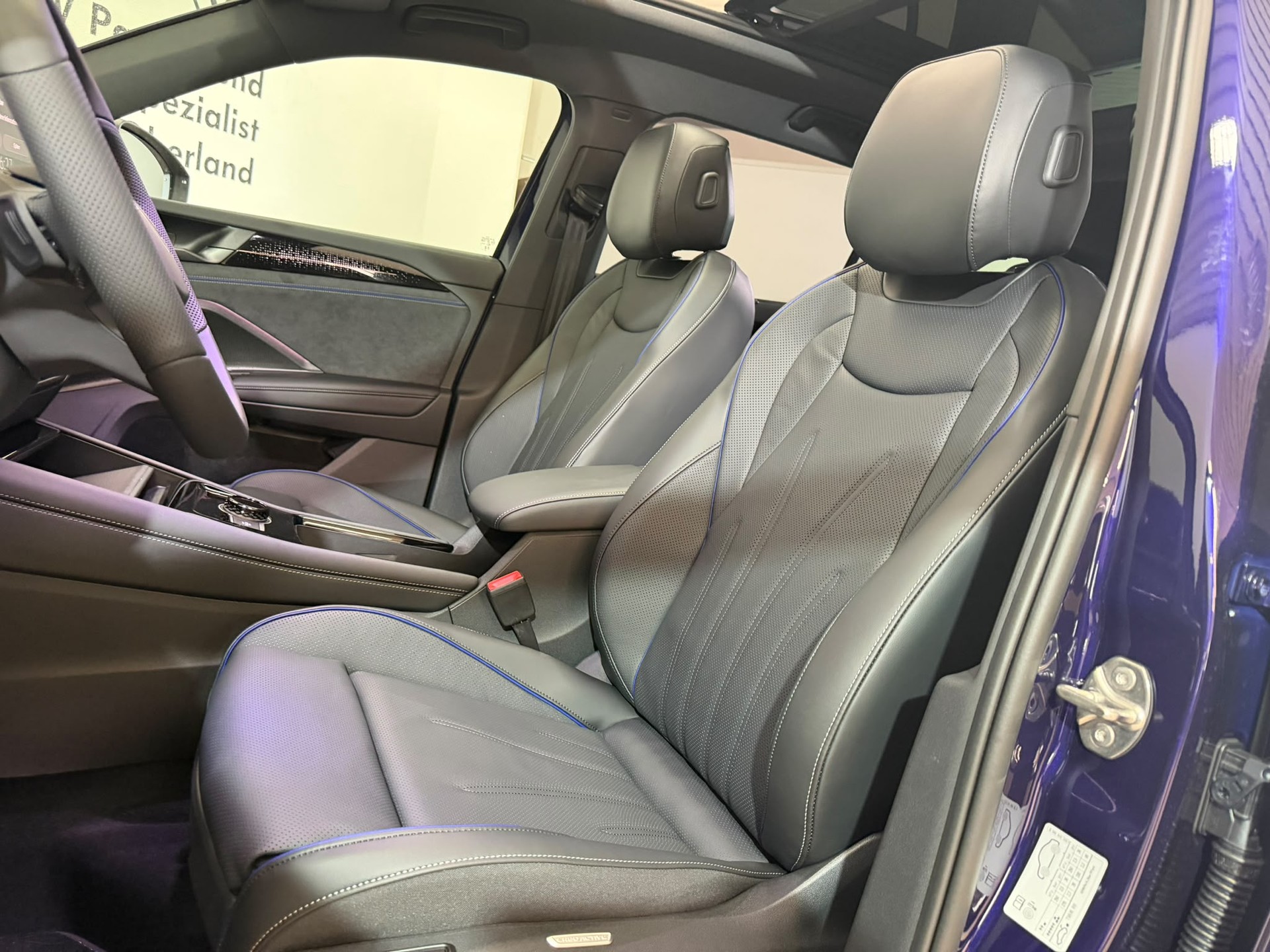 VW Tayron 2.0 TDI SCR R-Line United 4Motion DSG-image-8