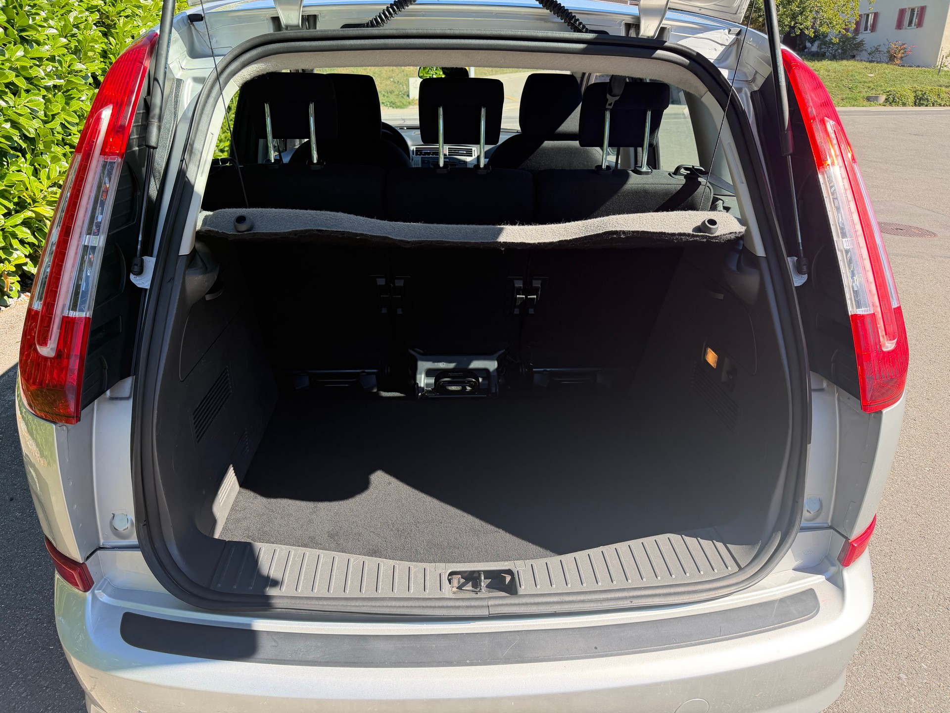 FORD C-Max 1.8 16V Carving-image-4