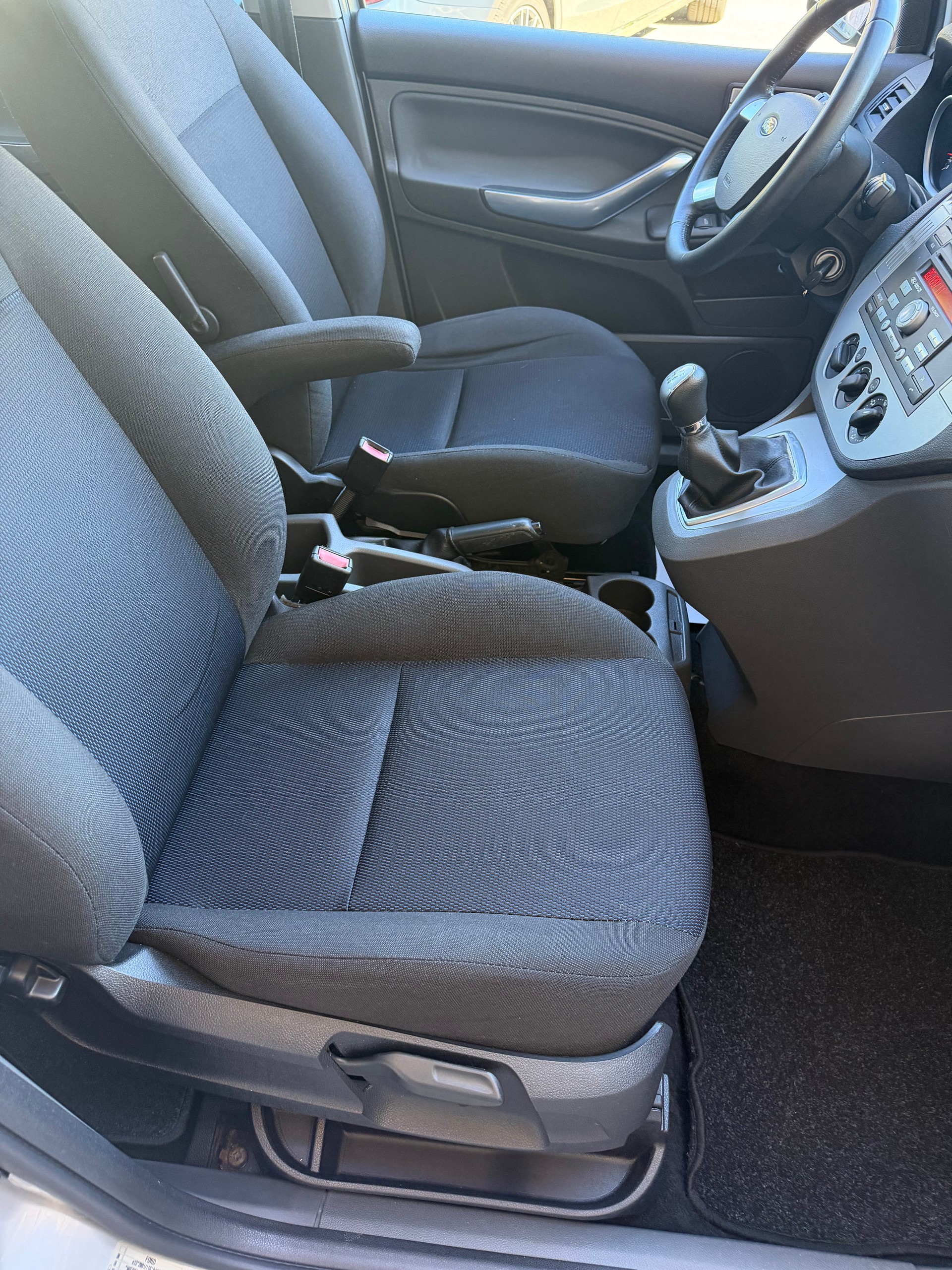 FORD C-Max 1.8 16V Carving-image-7