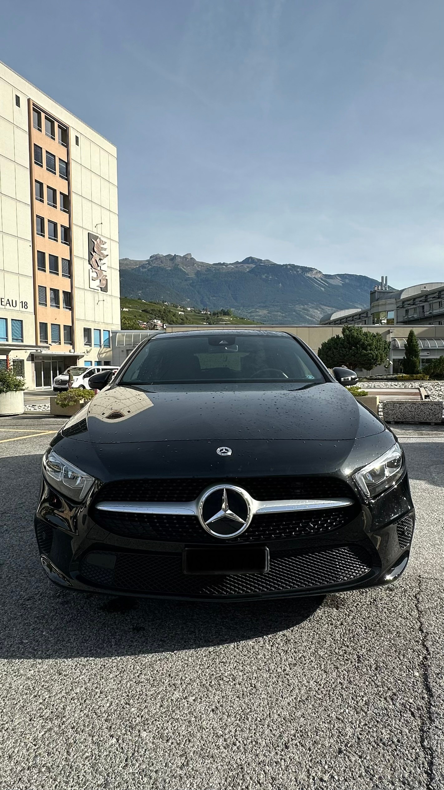 MERCEDES-BENZ A 180 Progressive-image-0