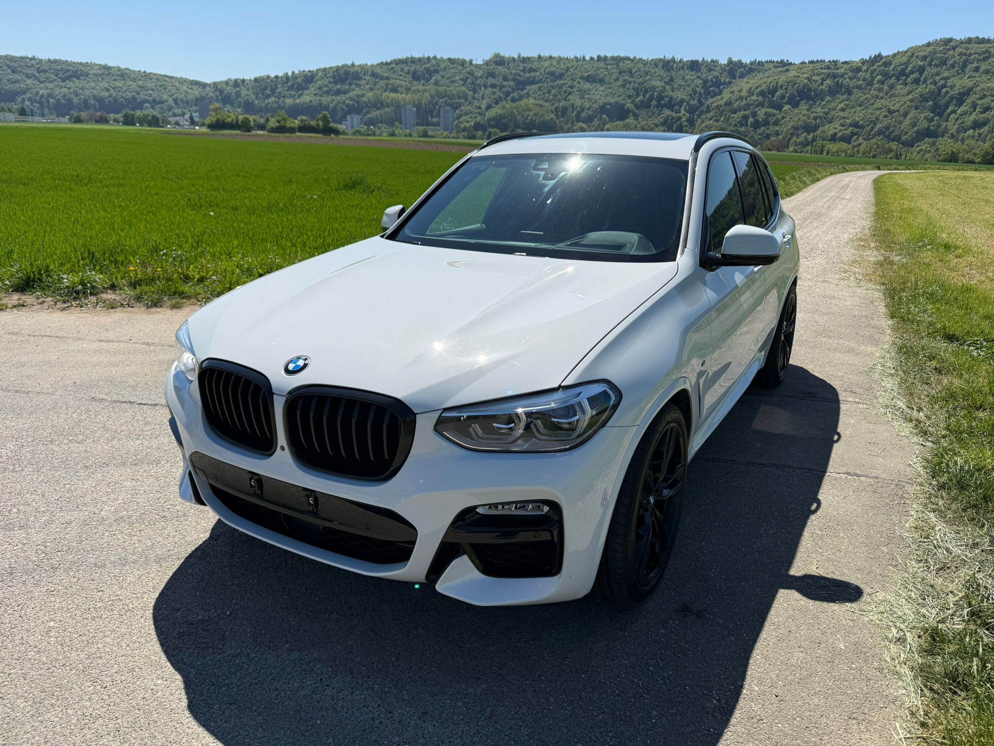 Car photo