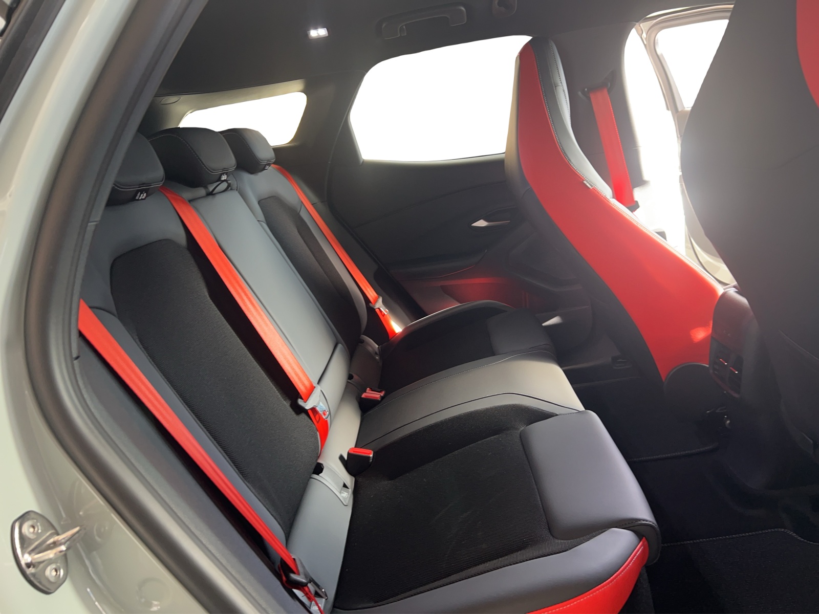 FORD Explorer Ext. Range Collection-image-12