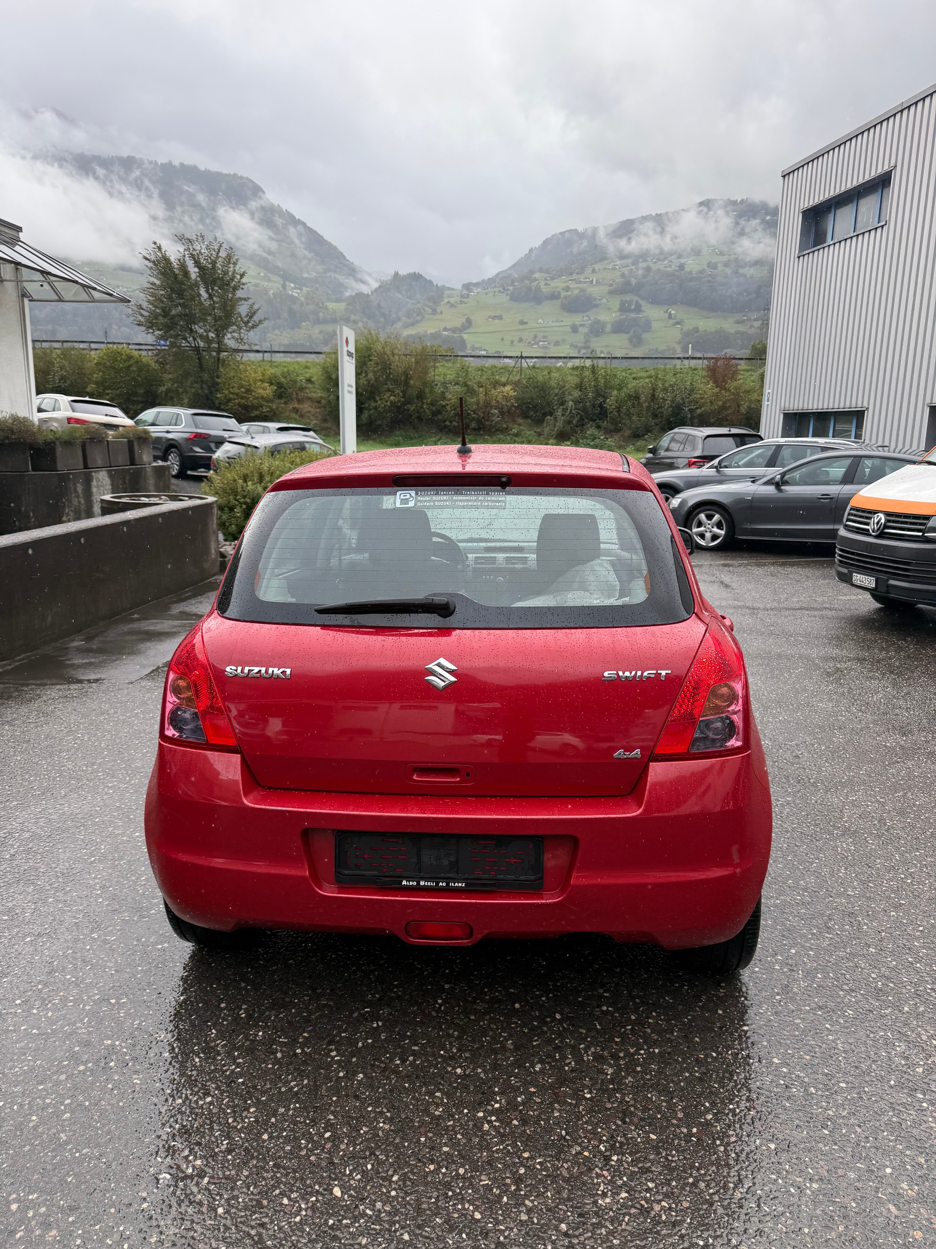 SUZUKI Swift 1.3i 16V GL 4x4-image-10