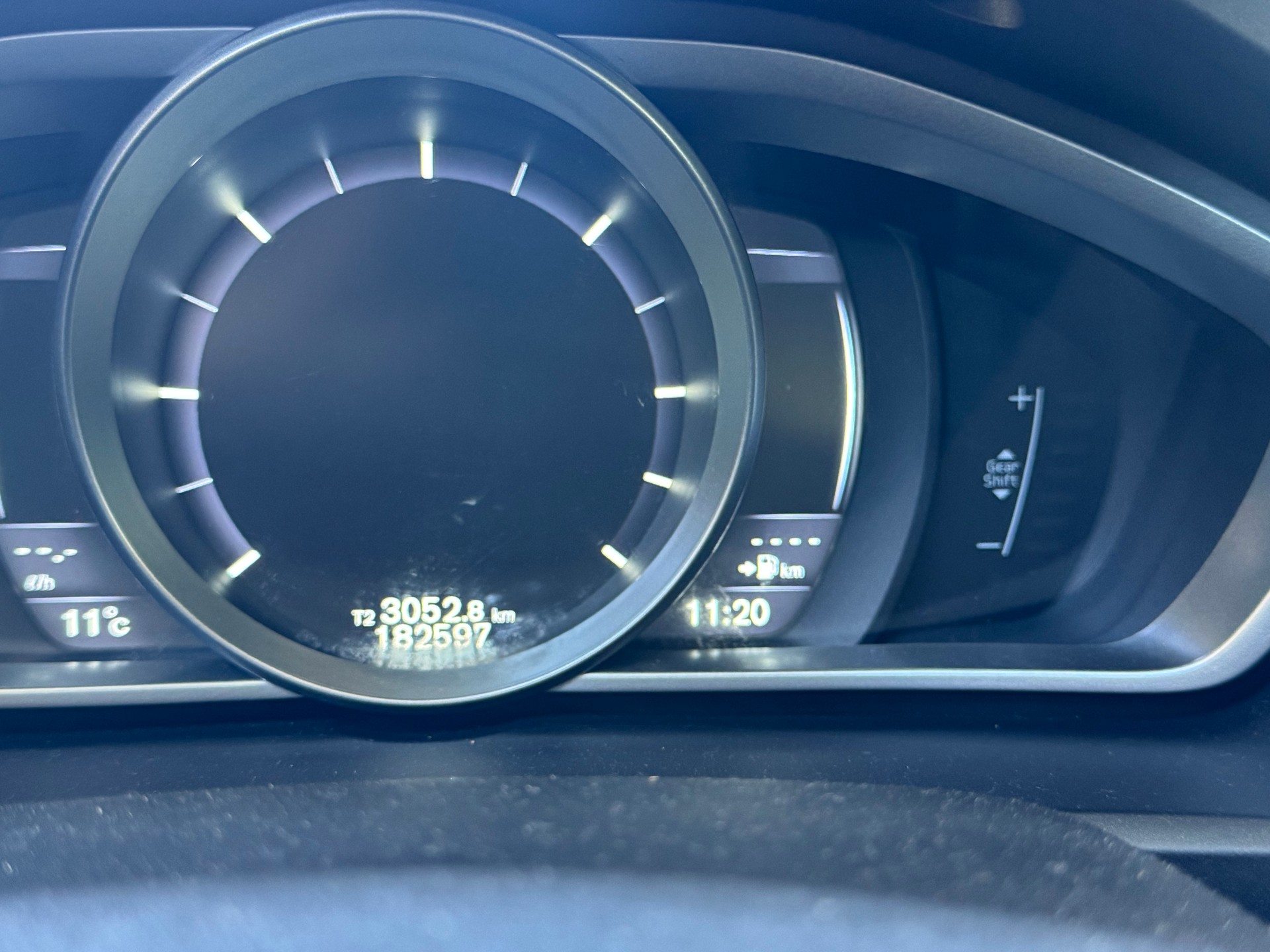 VOLVO V40 Cross Country D2 Momentum-image-14