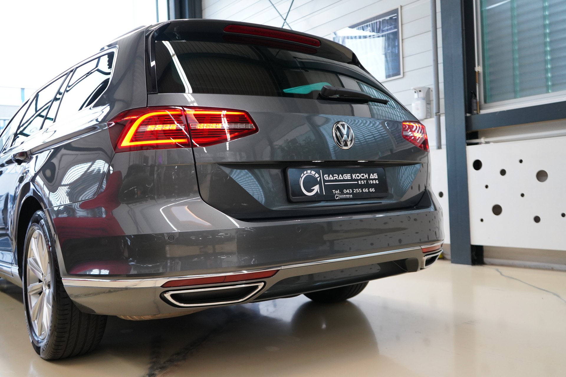 VW Passat Variant 2.0 TDI BMT High. DSG 4Motion-image-7