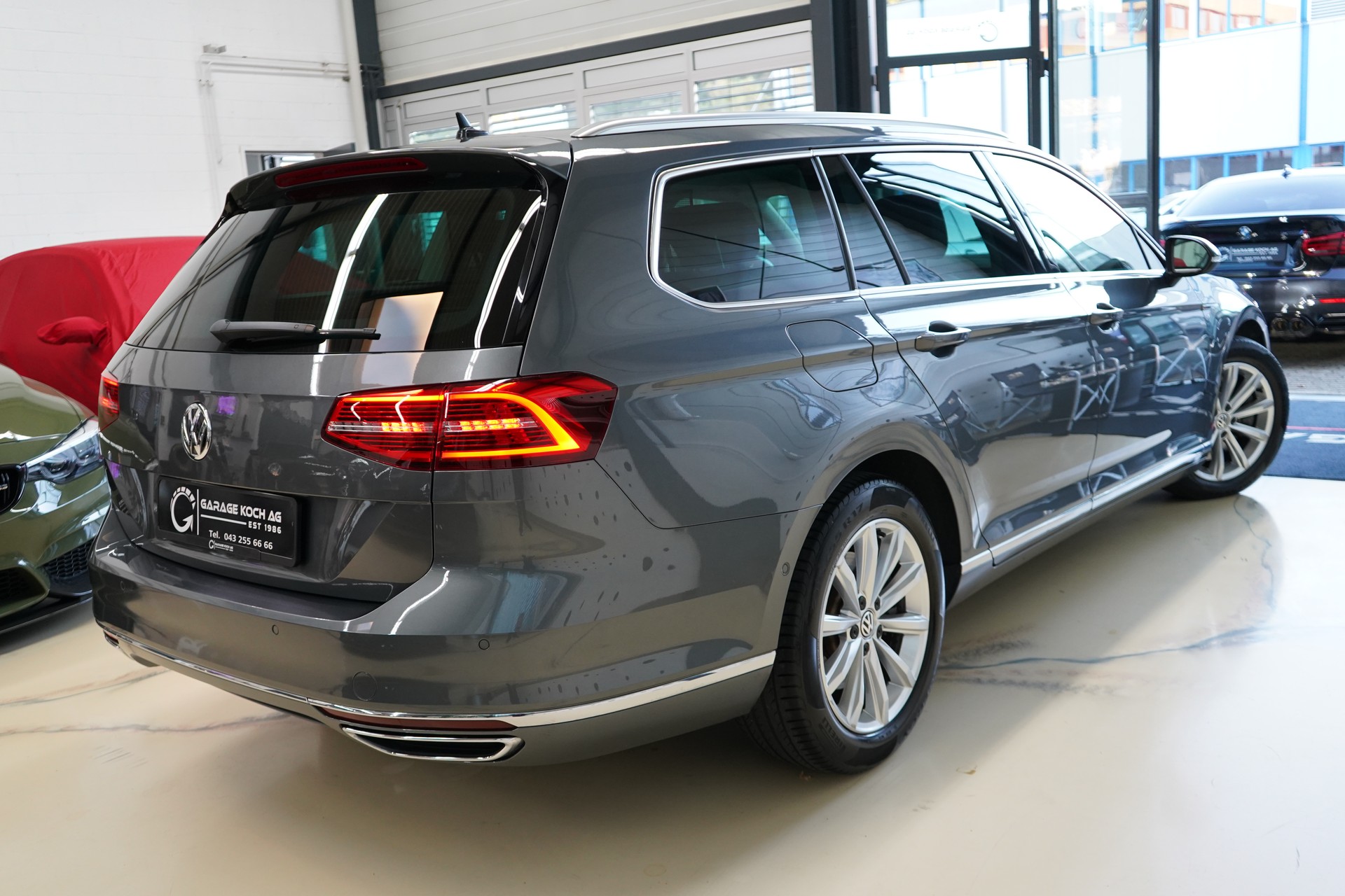 VW Passat Variant 2.0 TDI BMT High. DSG 4Motion-image-5