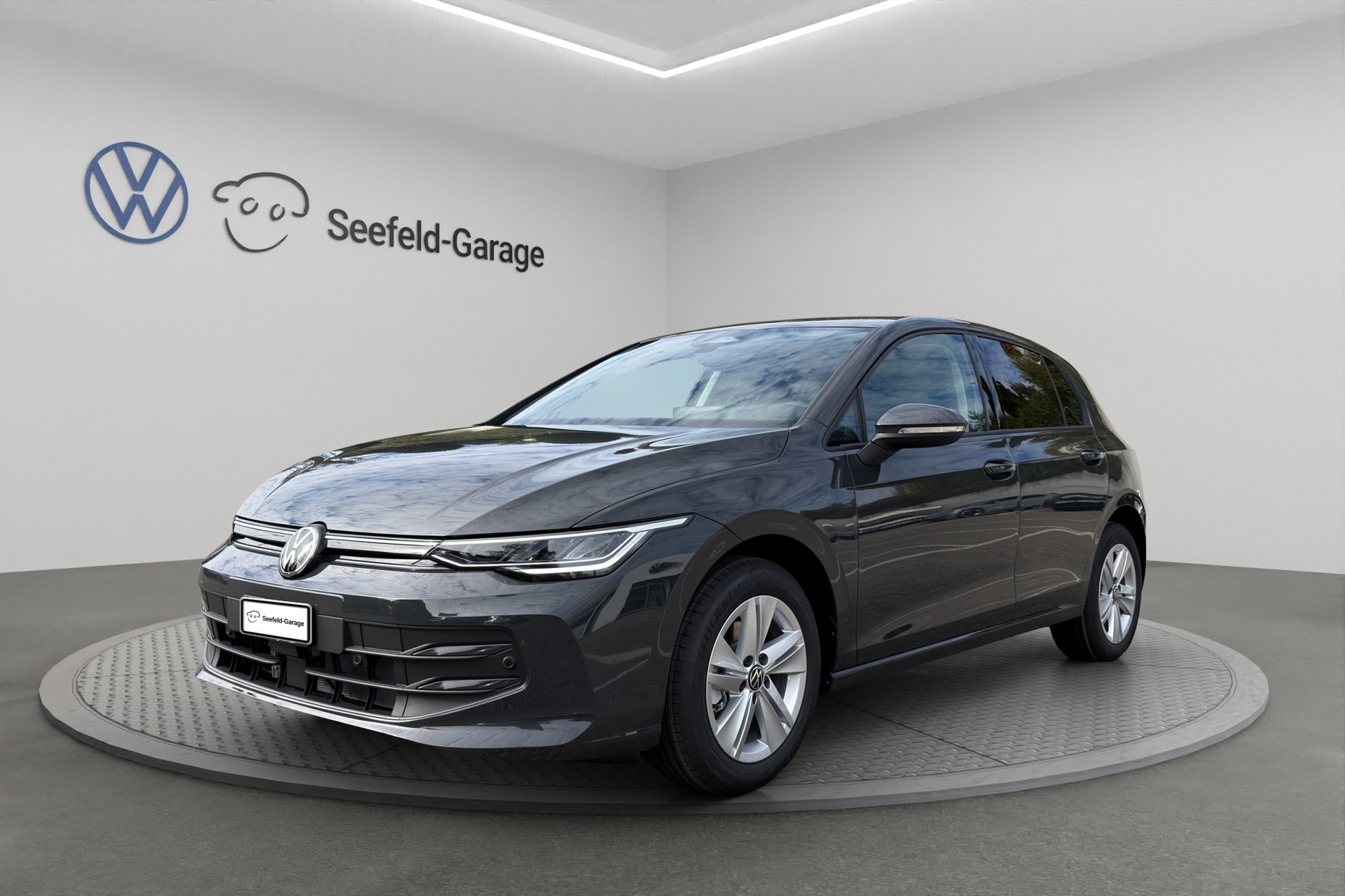 VW Golf 1.5 e TSI mHEV Value DSG-image-0