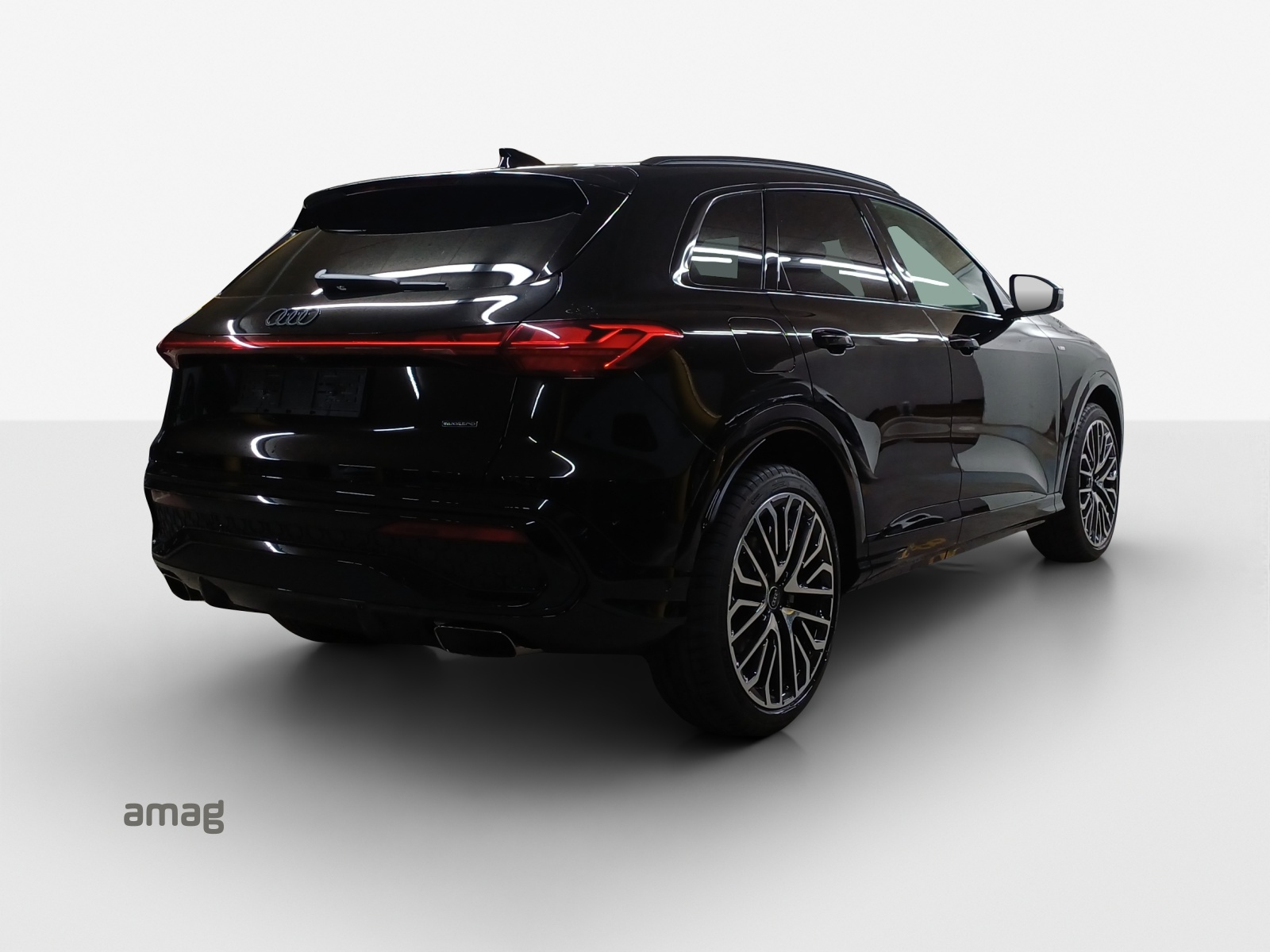 AUDI Q5 TFSI quatto 200 kW S-tronic-image-4