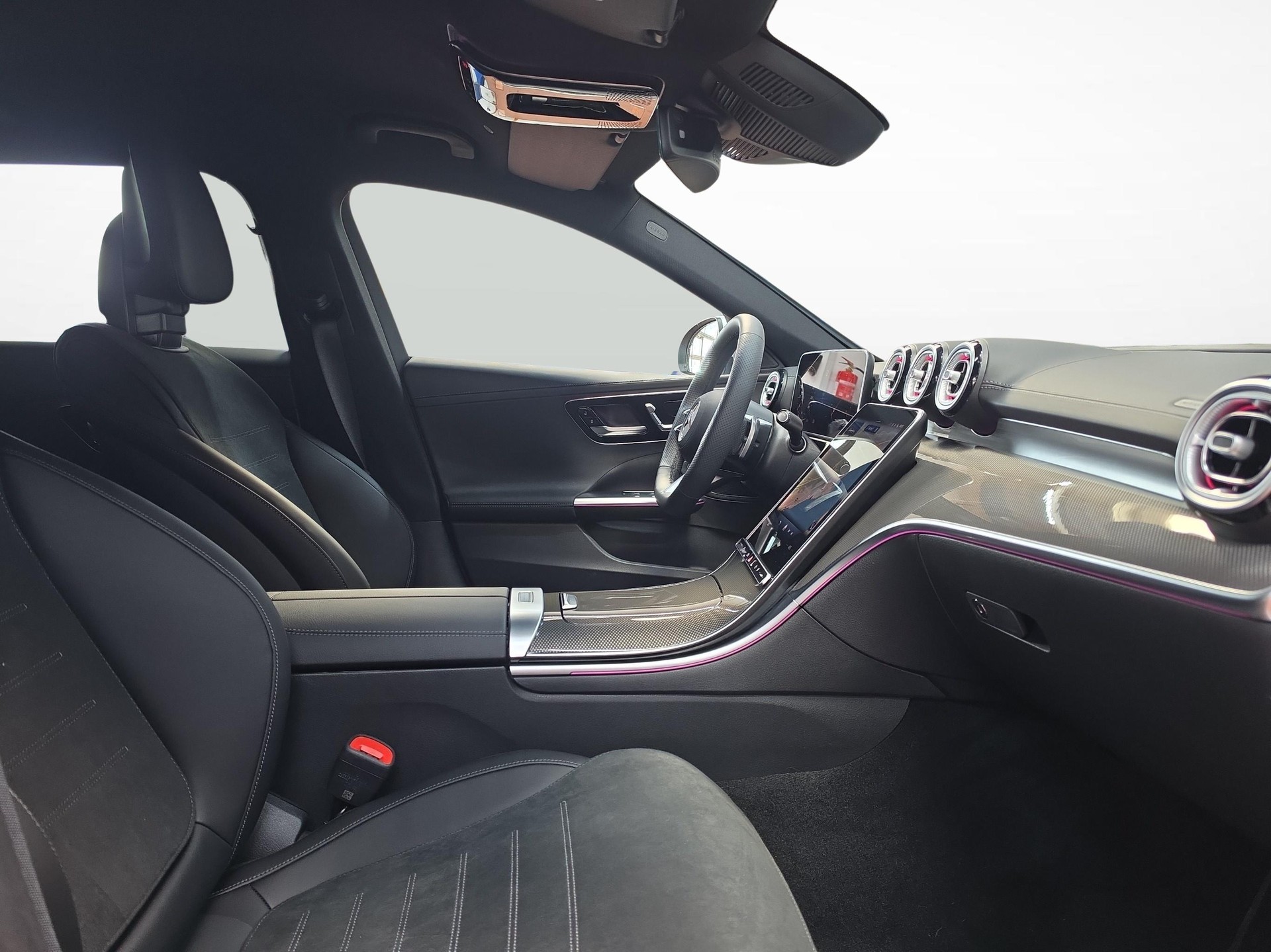 MERCEDES-BENZ C 220 d 4MATIC T-Modell Swiss Star AMG Line-image-9