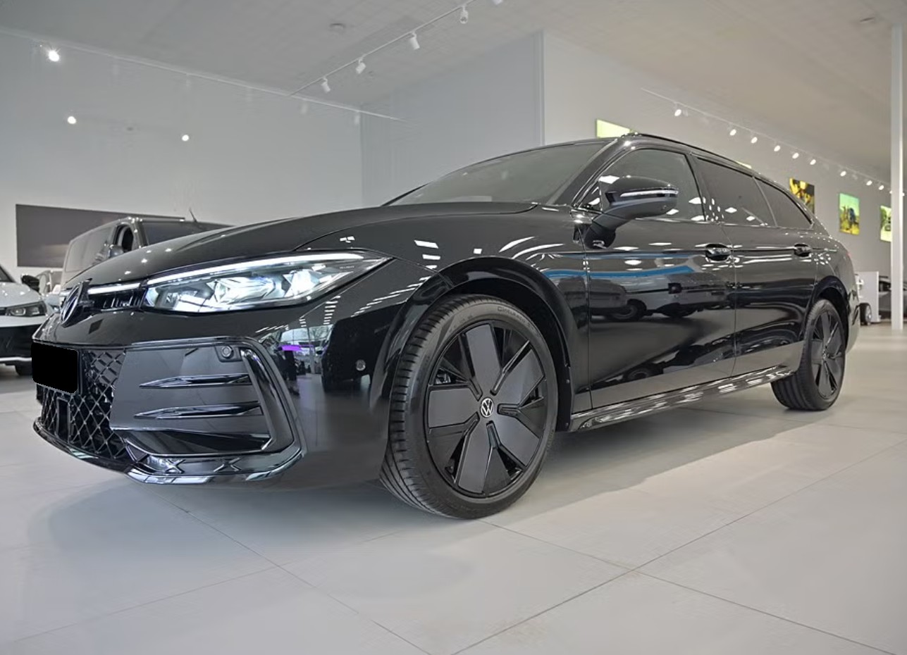 VW Passat Variant 2.0 TDI evo R-Line 4 Motion DSG-image-0