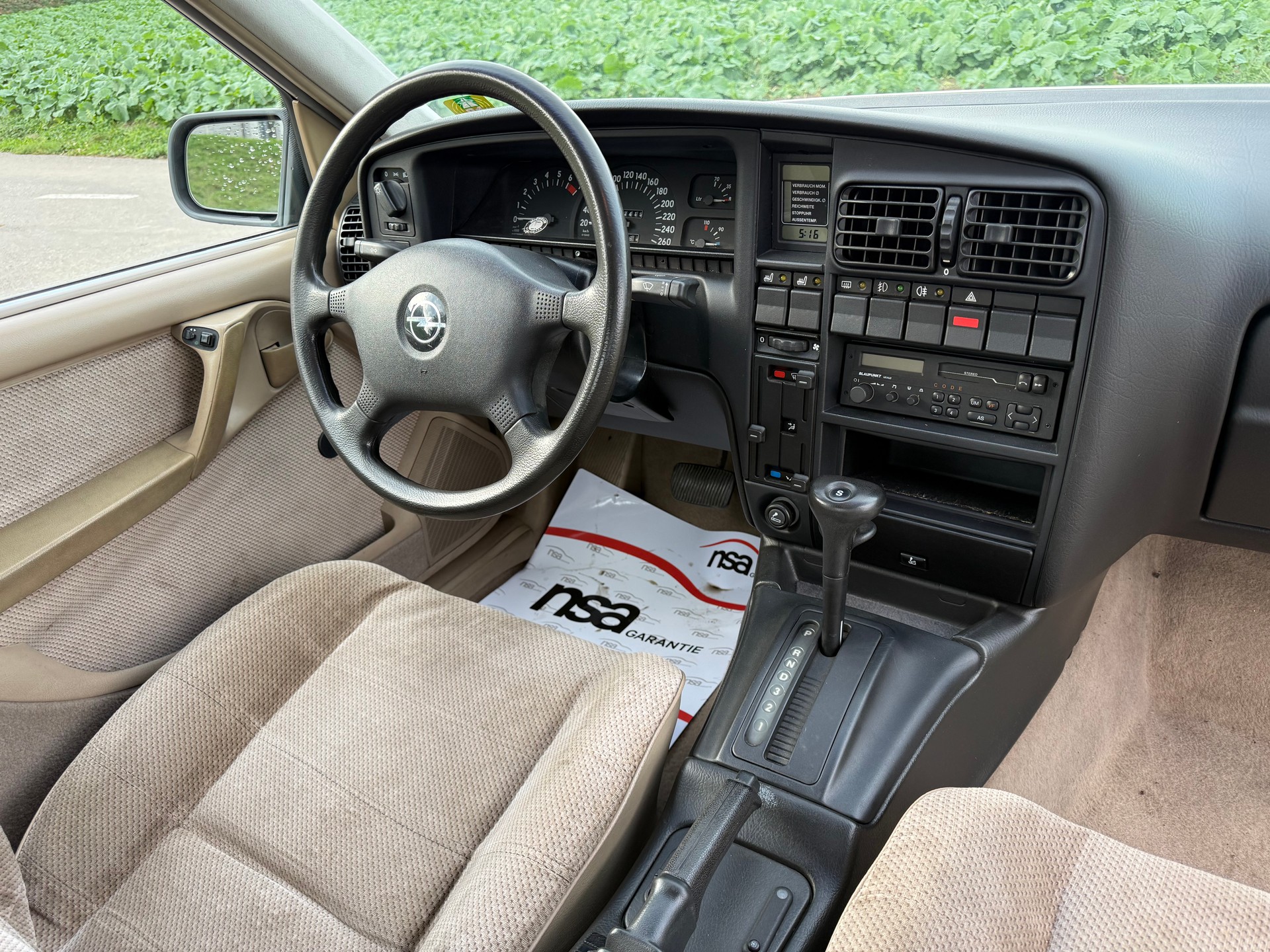 OPEL Omega 2.6i Montana-image-4