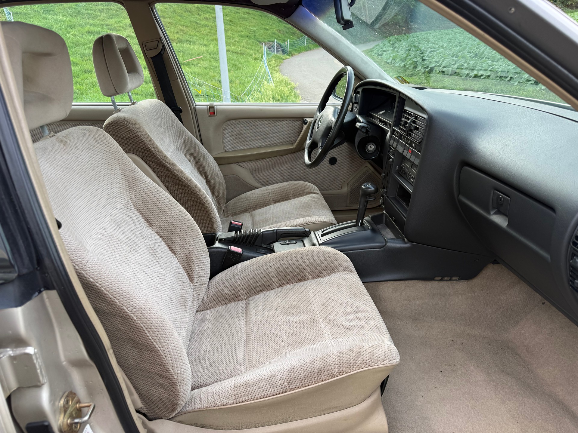 OPEL Omega 2.6i Montana-image-5