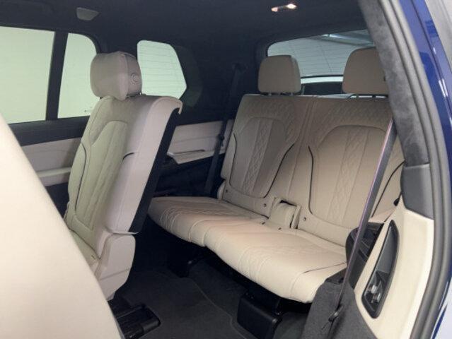 BMW X7 G07 40i xDrive SAG-image-10