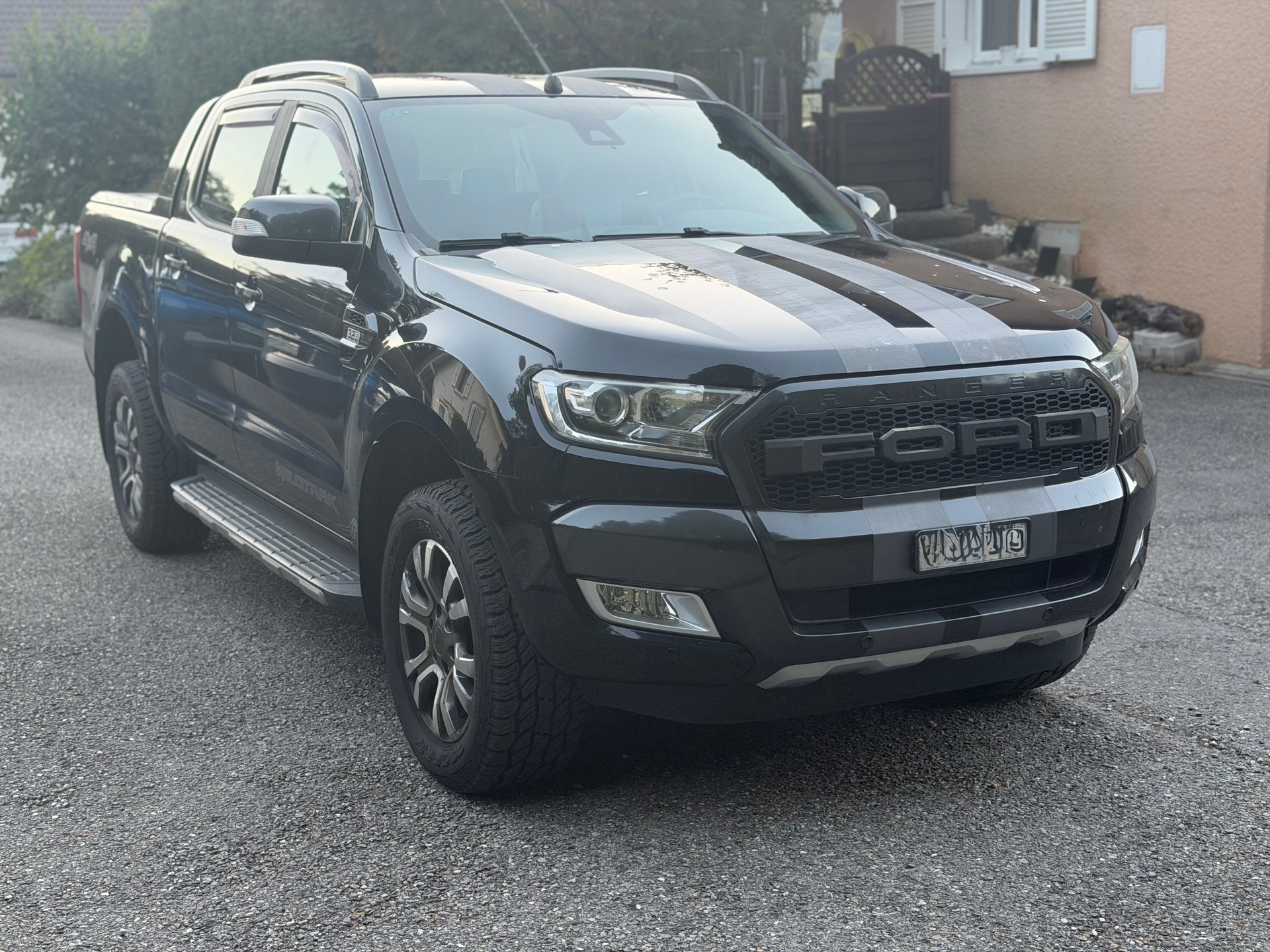 FORD Ranger Wildtrak 3.2 TDCi 4x4 A-image-2