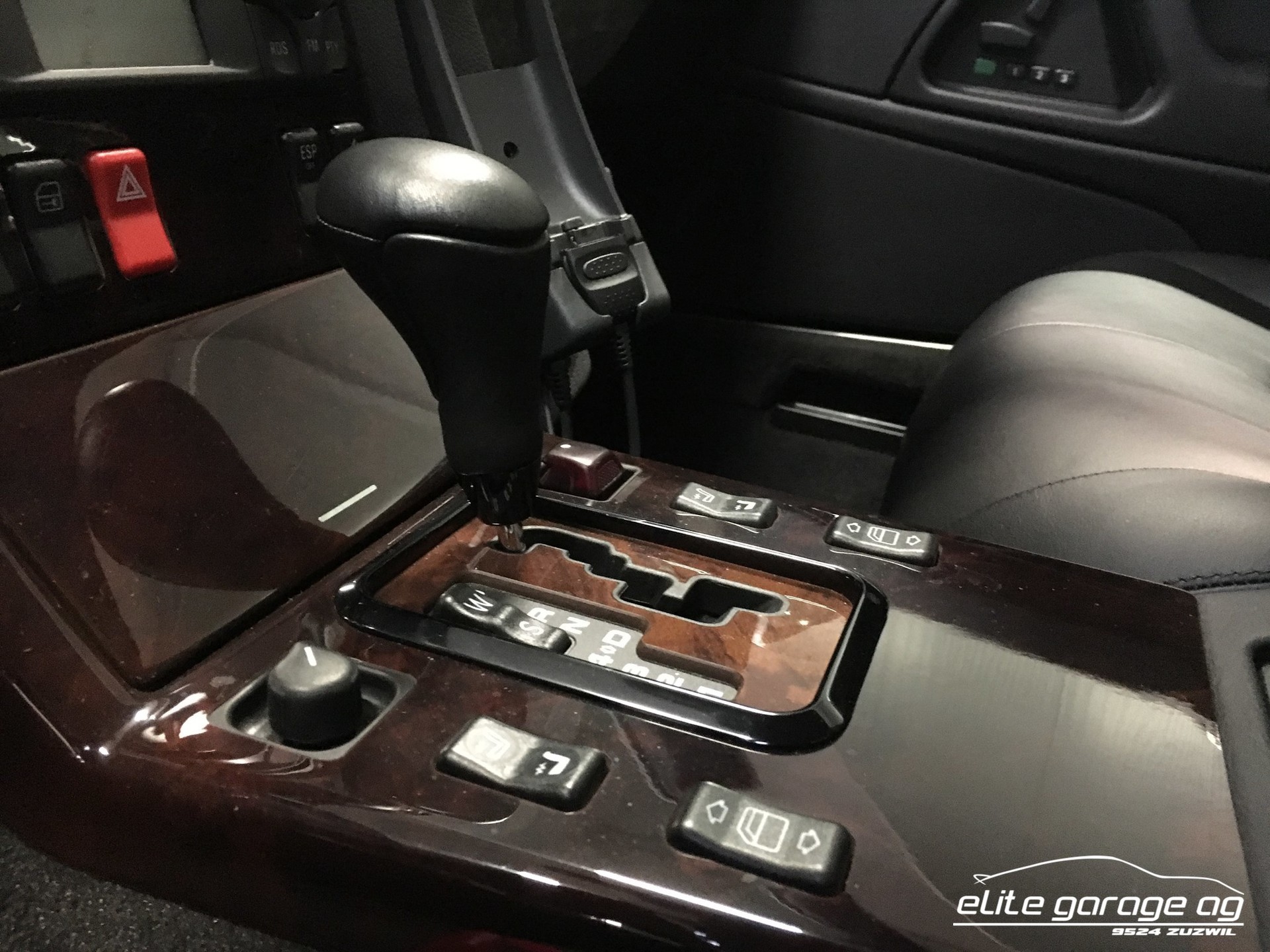 MERCEDES-BENZ SL 320 Automatic-image-10