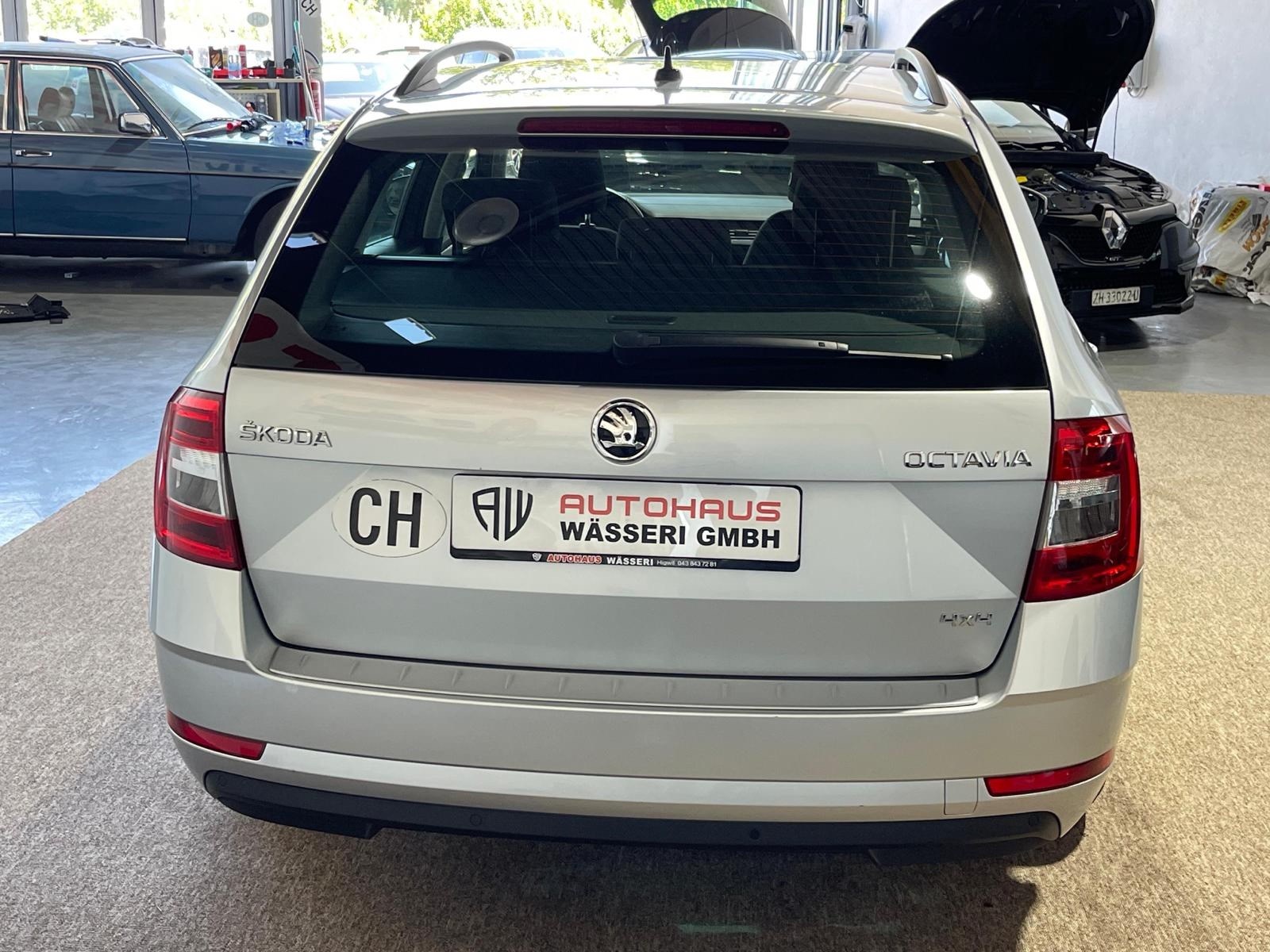 SKODA Octavia Combi 2.0 TDI Ambition 4x4 DSG-image-4