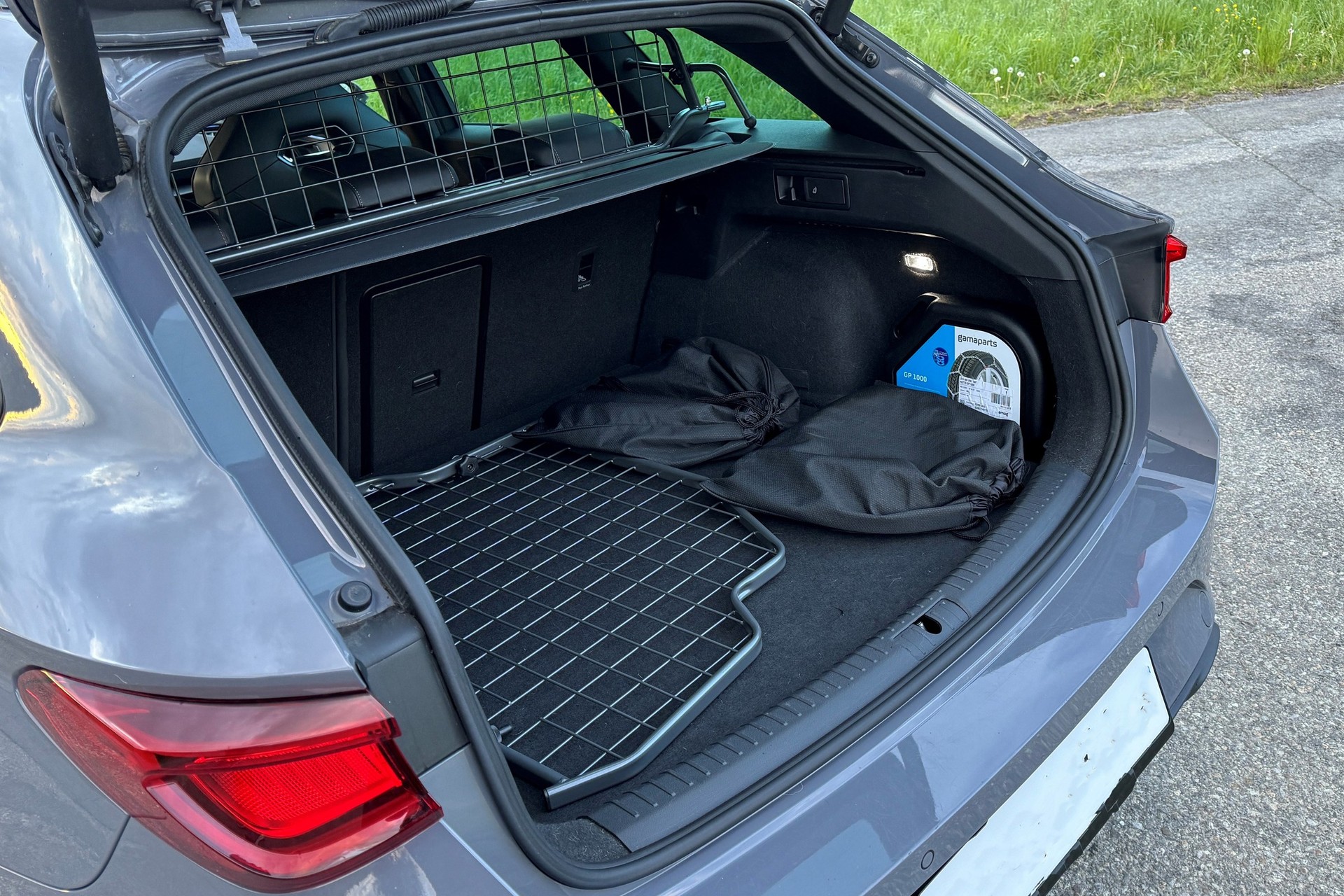 CUPRA LEON ST 1.4 e-HYBRID pHEV DSG-image-4