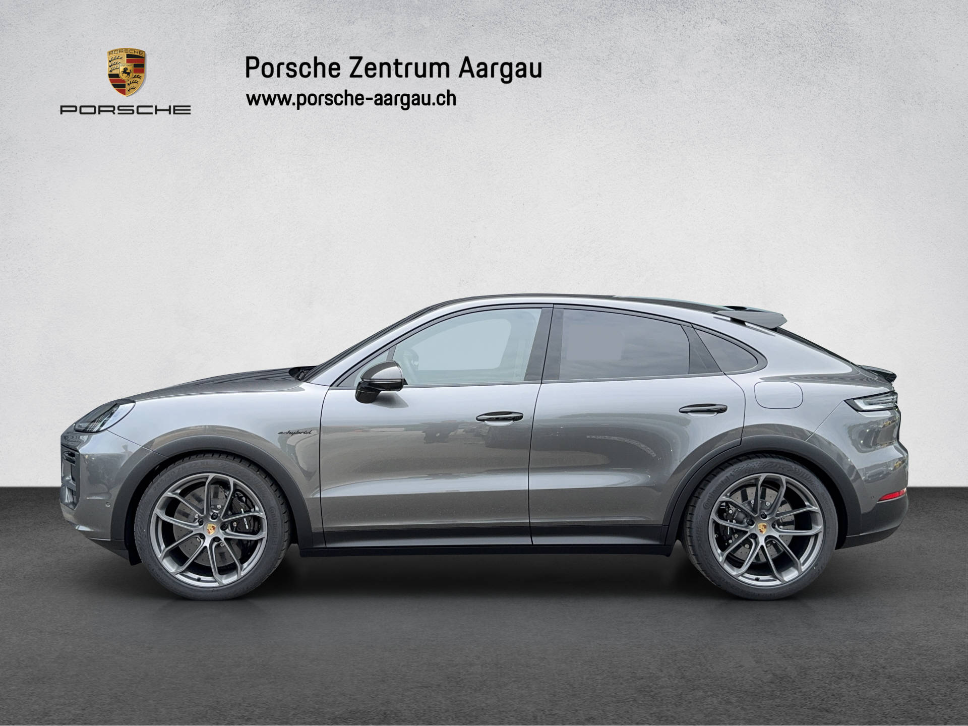 PORSCHE Cayenne Turbo E-Hybrid Coupé mit GT-Paket-image-2