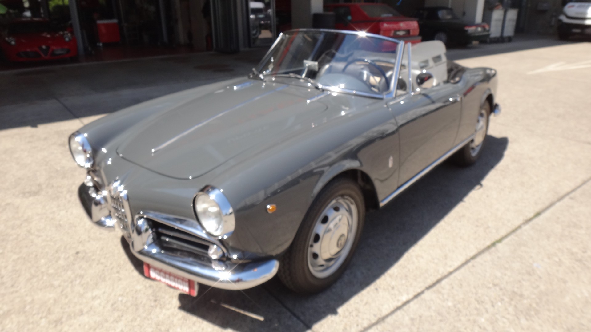 ALFA ROMEO Spider Veloce-image-2
