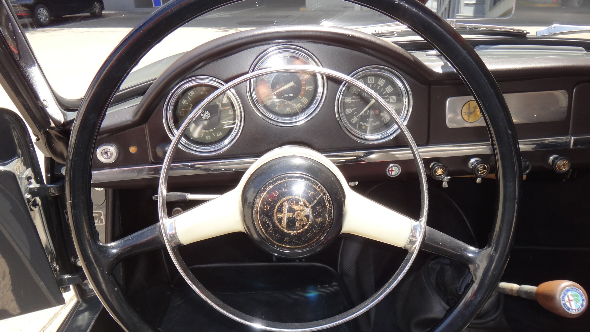 ALFA ROMEO Spider Veloce-image-9