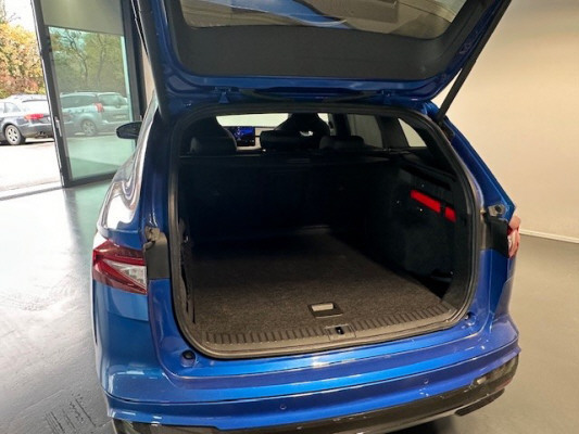 SKODA Enyaq iV 80x SportLine-image-9