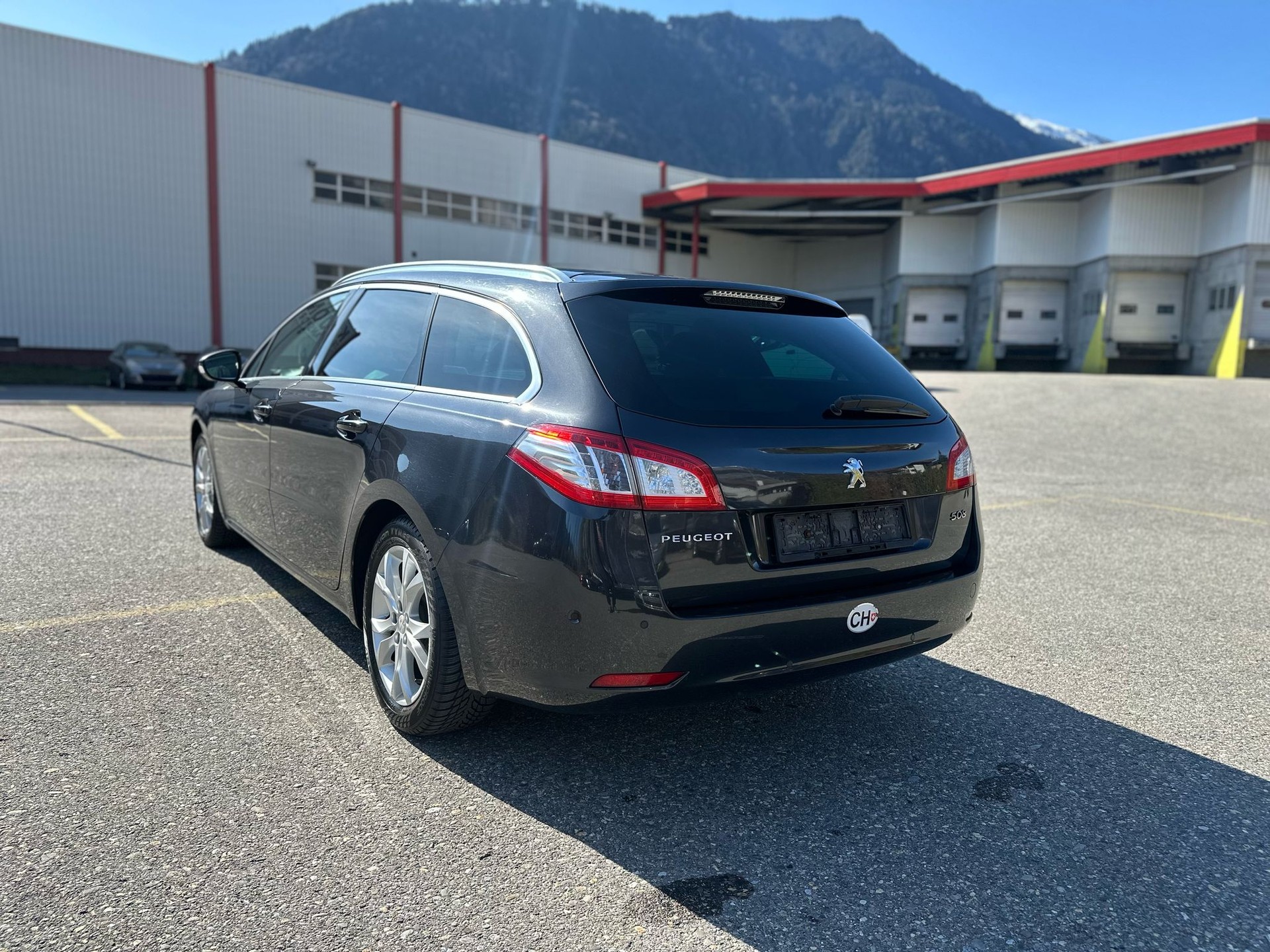 PEUGEOT 508 SW 2.0 BlueHDi Allure Automatic-image-4