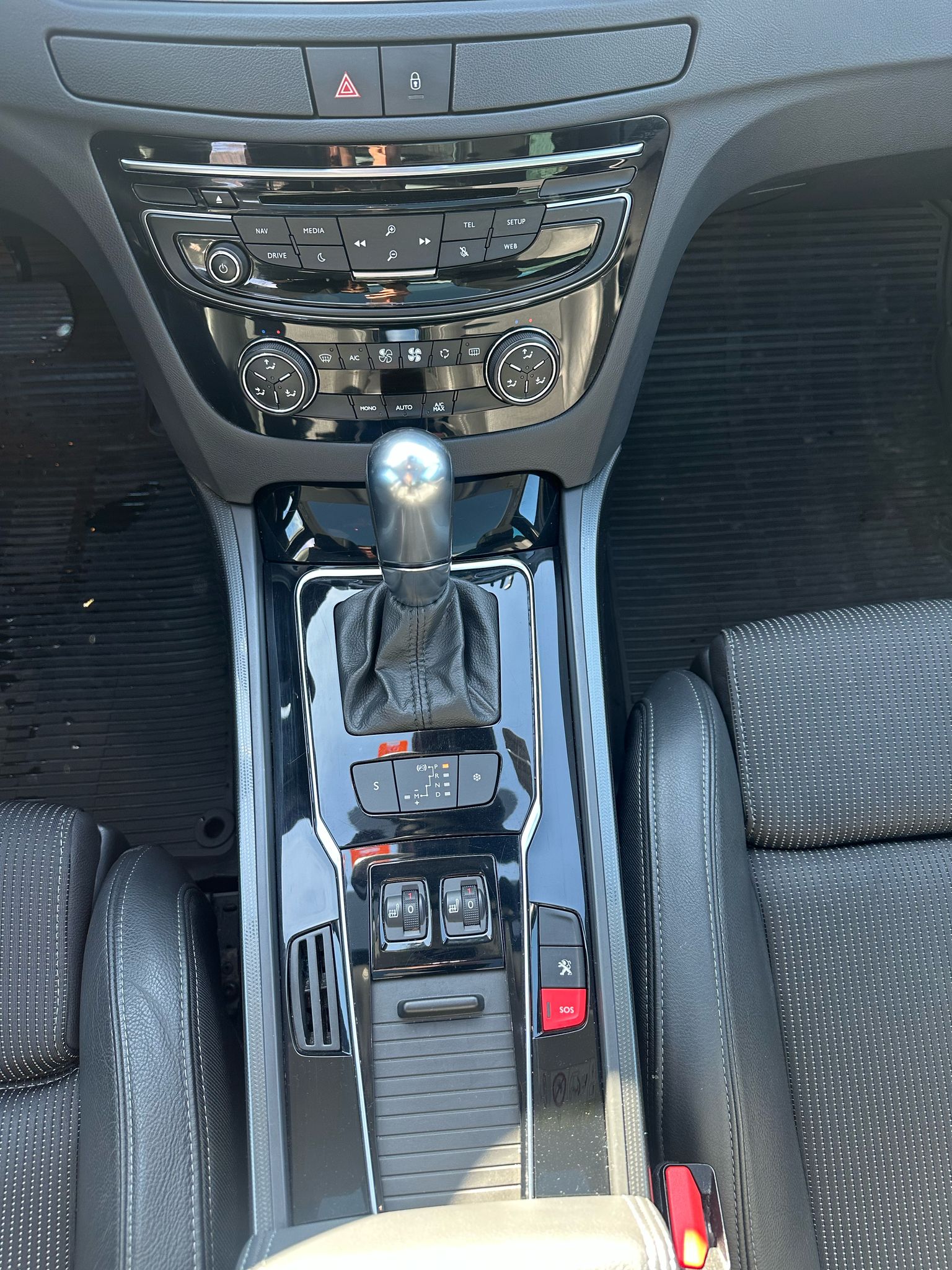 PEUGEOT 508 SW 2.0 BlueHDi Allure Automatic-image-9