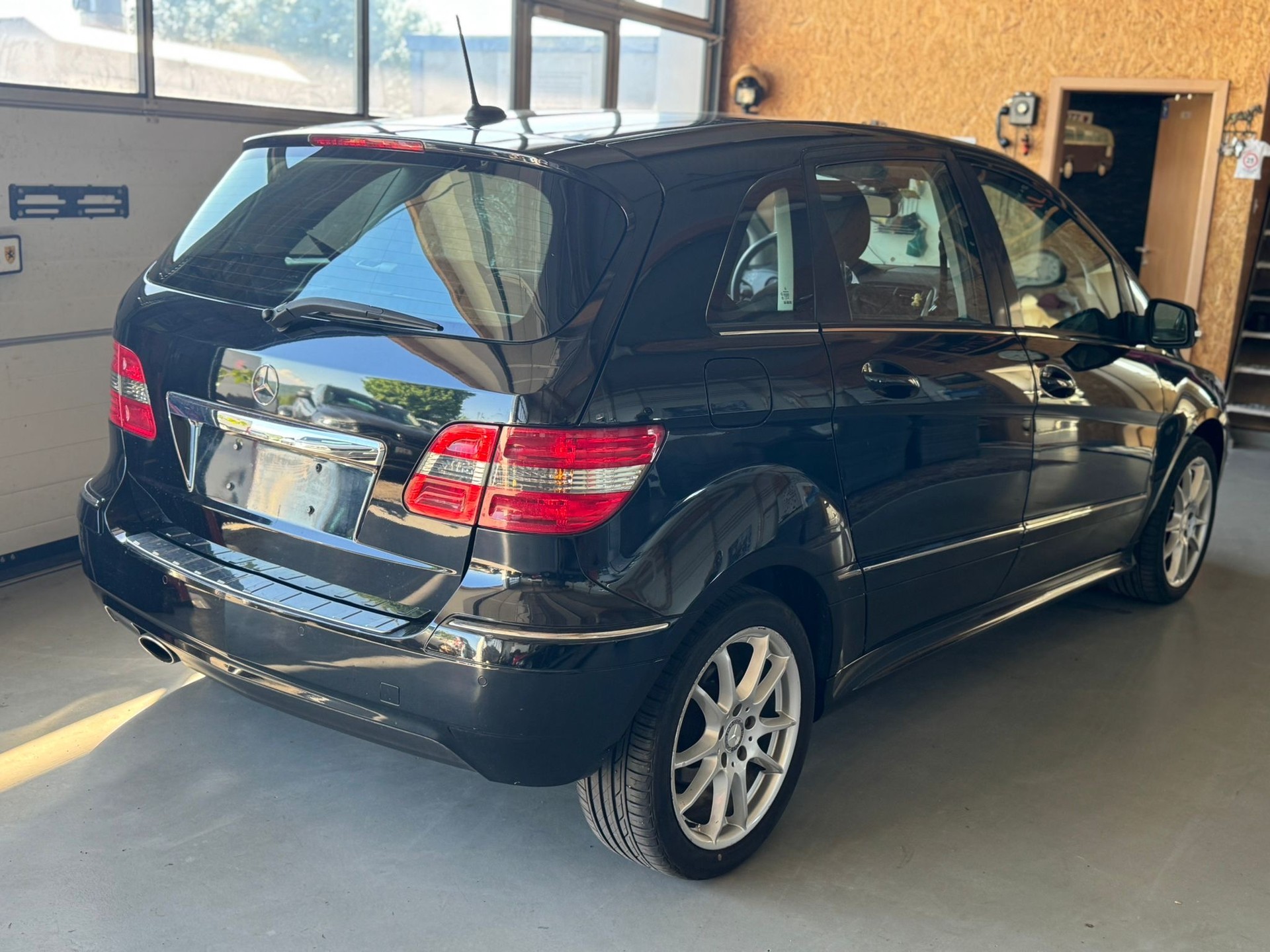 MERCEDES-BENZ B 180 (170) Autotronic-image-3