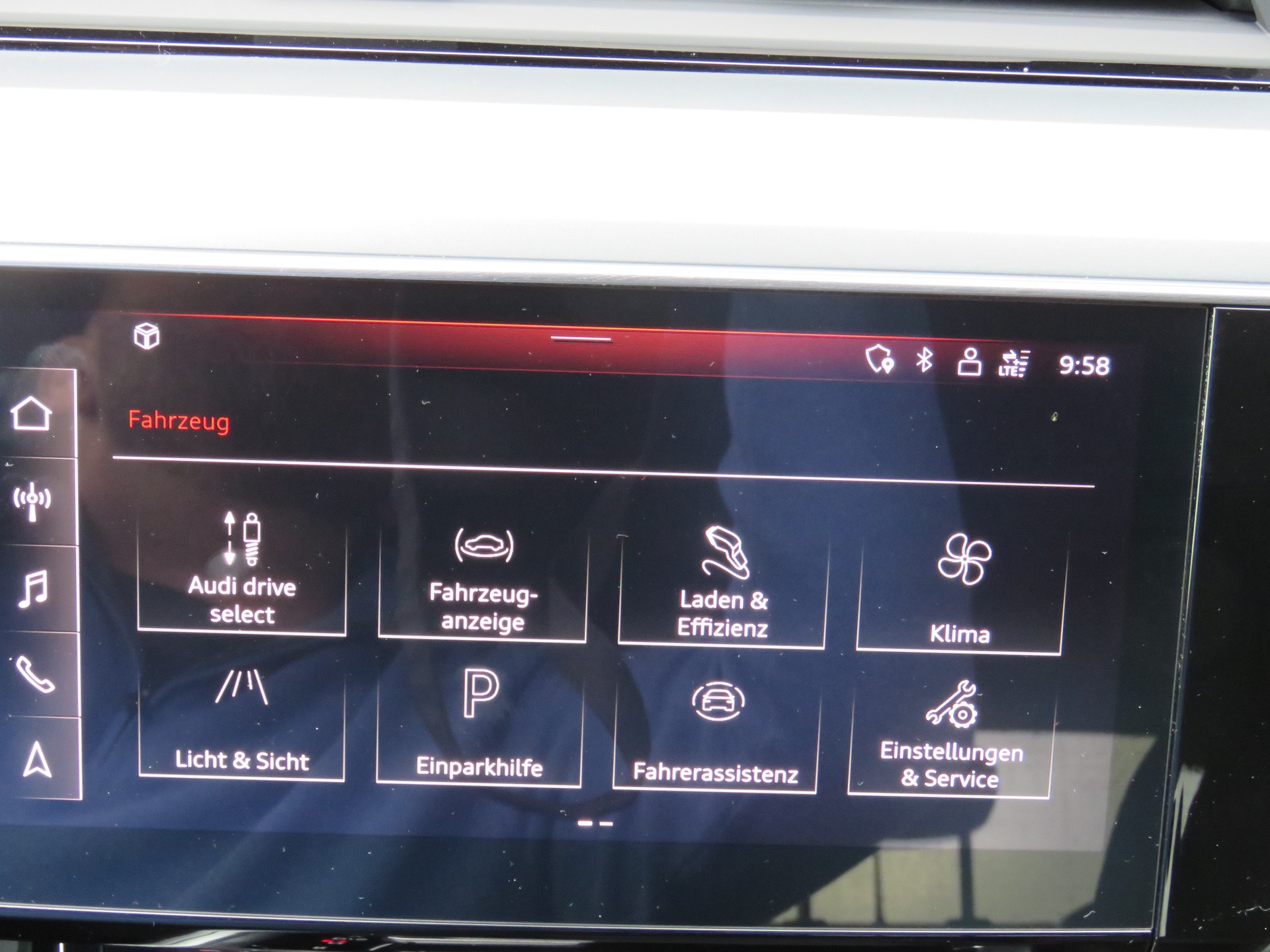 AUDI e-tron 50 Sportback S Line Quattro Automat-image-18