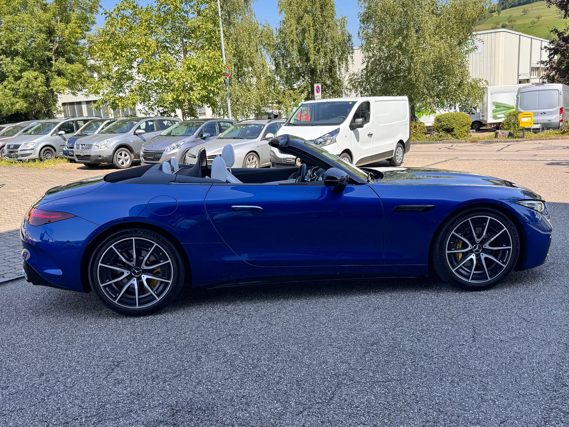 MERCEDES-BENZ AMG SL 63 4M Speedshift MCT-showroom-element-1