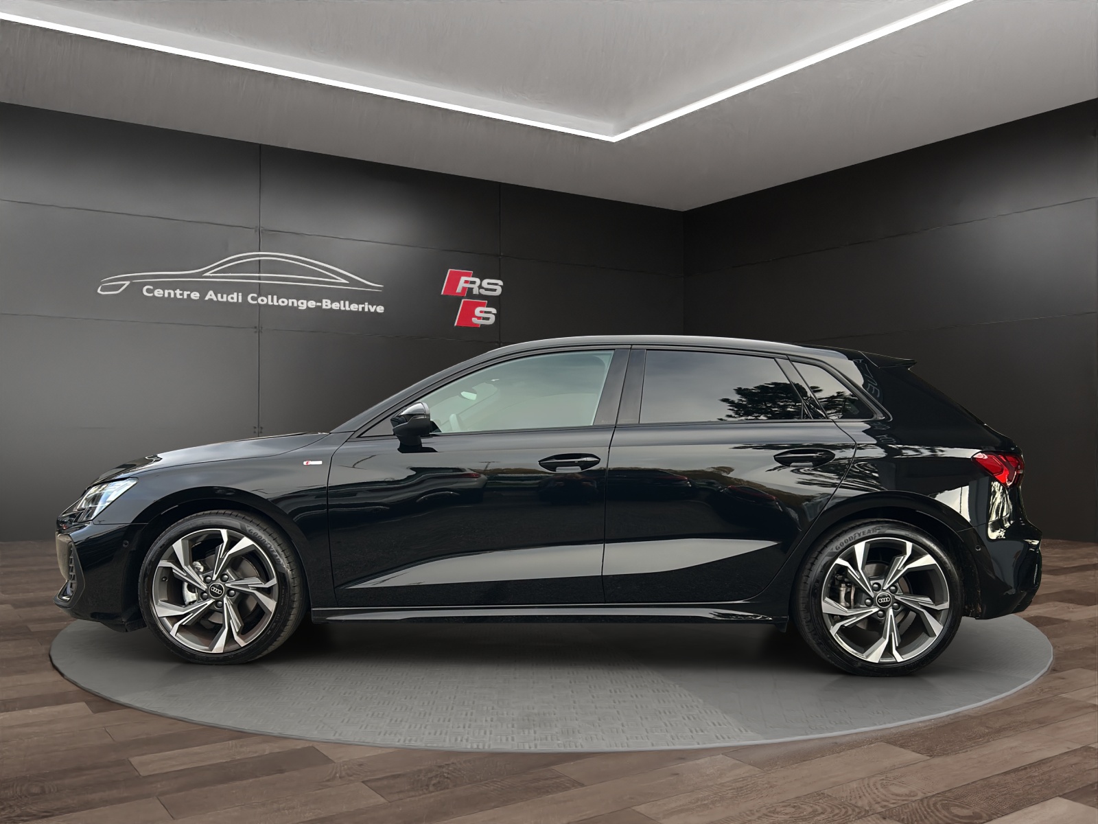 AUDI A3 Sportback 35 TFSI S line Attraction S-tronic-image-2