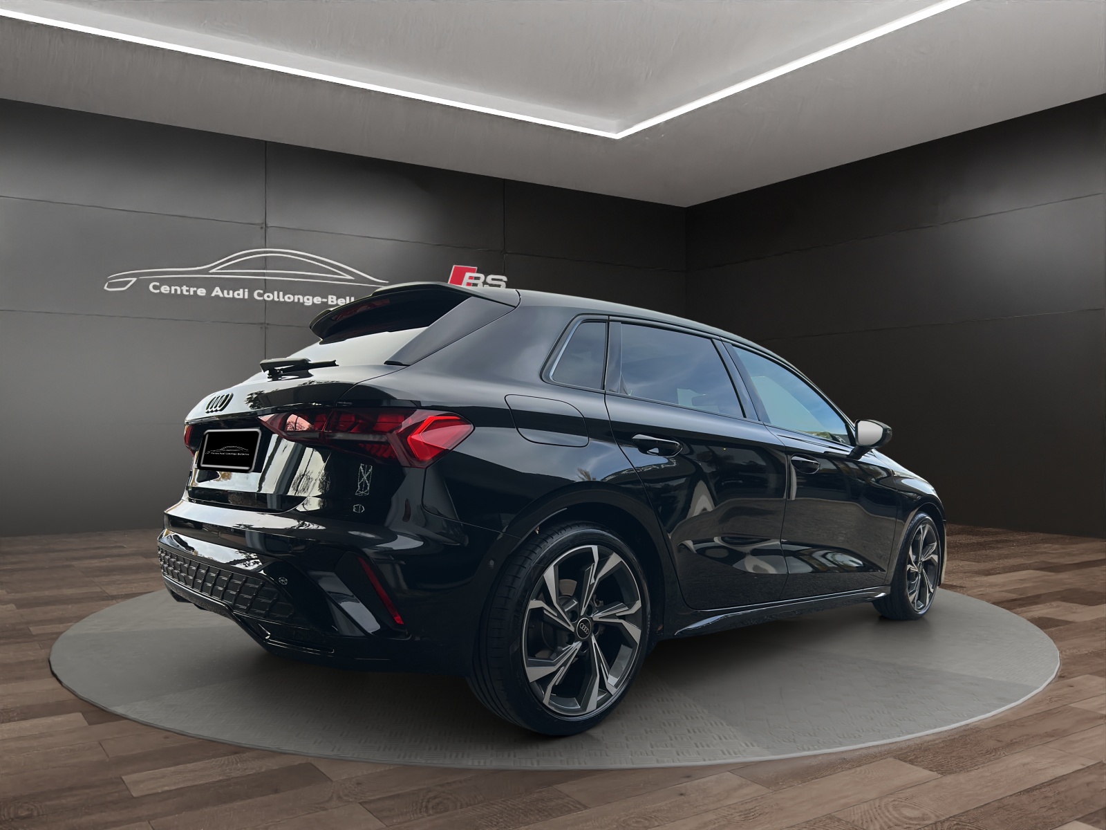 AUDI A3 Sportback 35 TFSI S line Attraction S-tronic-image-4
