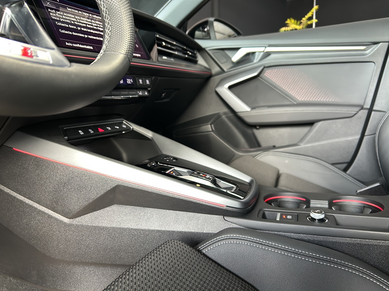 AUDI A3 Sportback 35 TFSI S line Attraction S-tronic-image-22