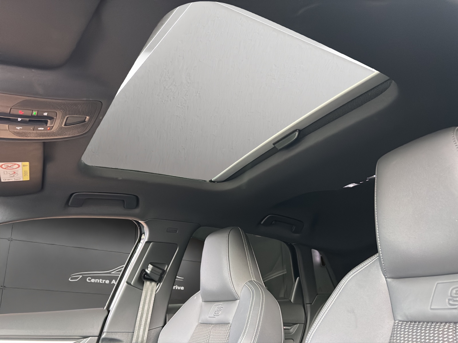 AUDI A3 Sportback 35 TFSI S line Attraction S-tronic-image-23