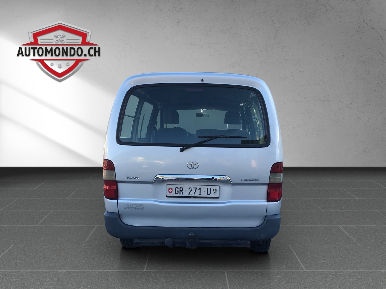 TOYOTA Hiace D-4D Van 4WD SWB-image-5