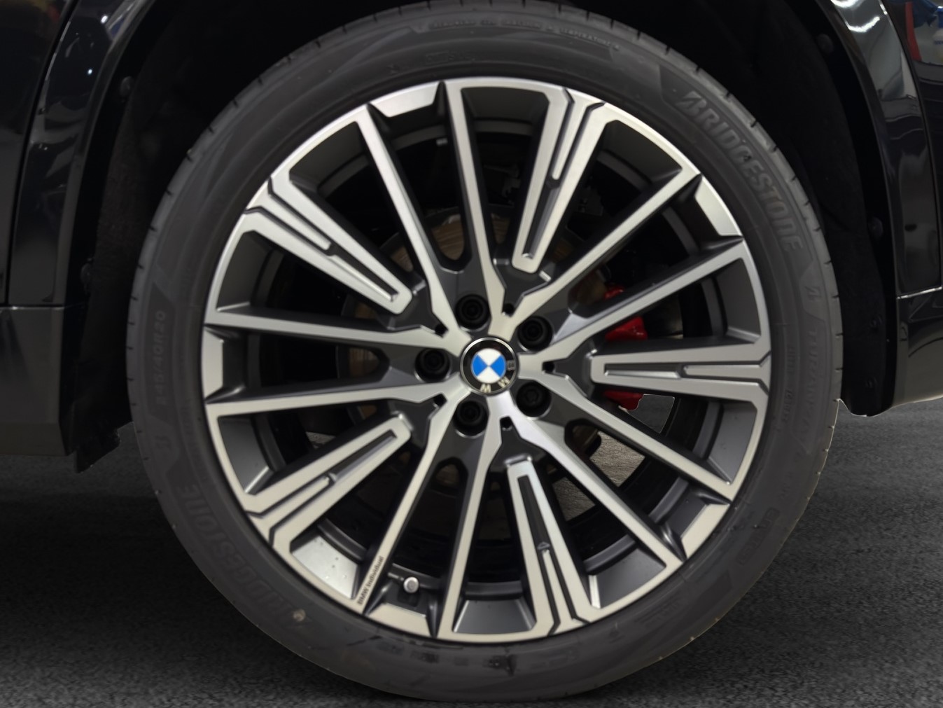 BMW X1 xDrive 23d 48V M Sport Pro-image-8