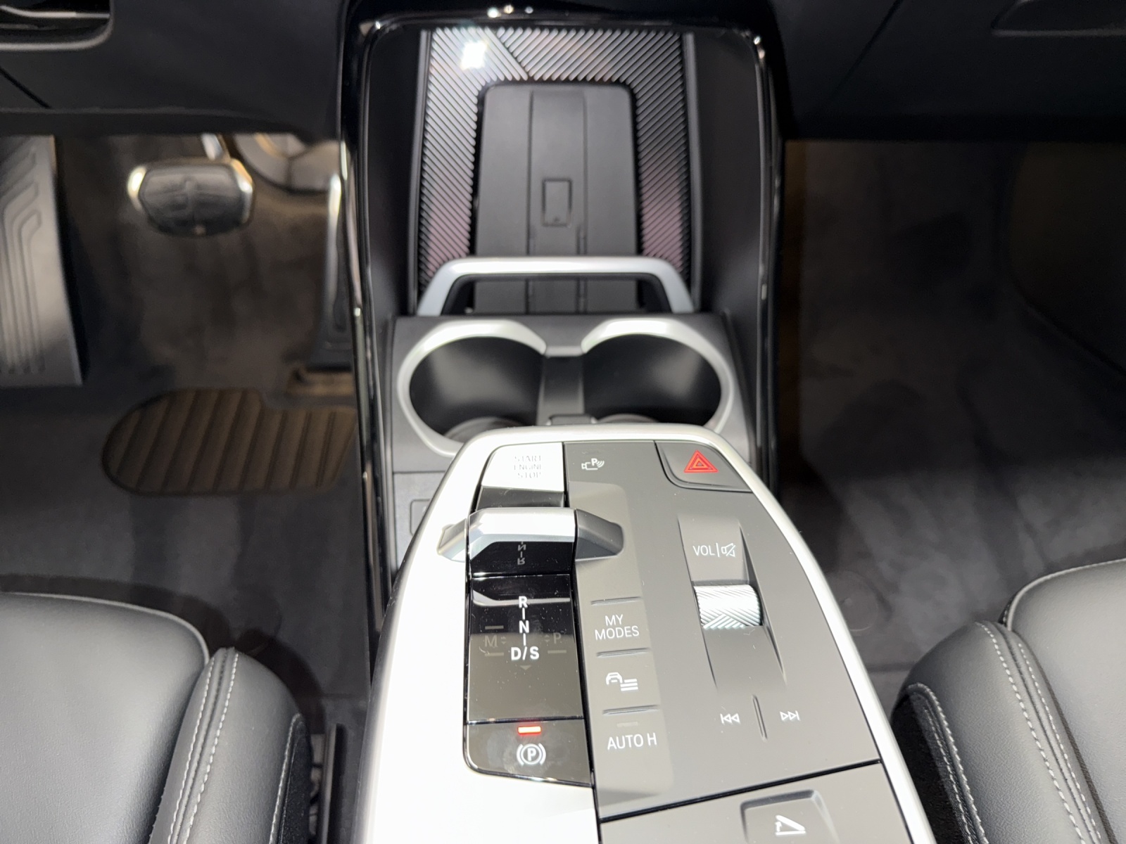 BMW X1 xDrive 23d 48V M Sport Pro-image-13
