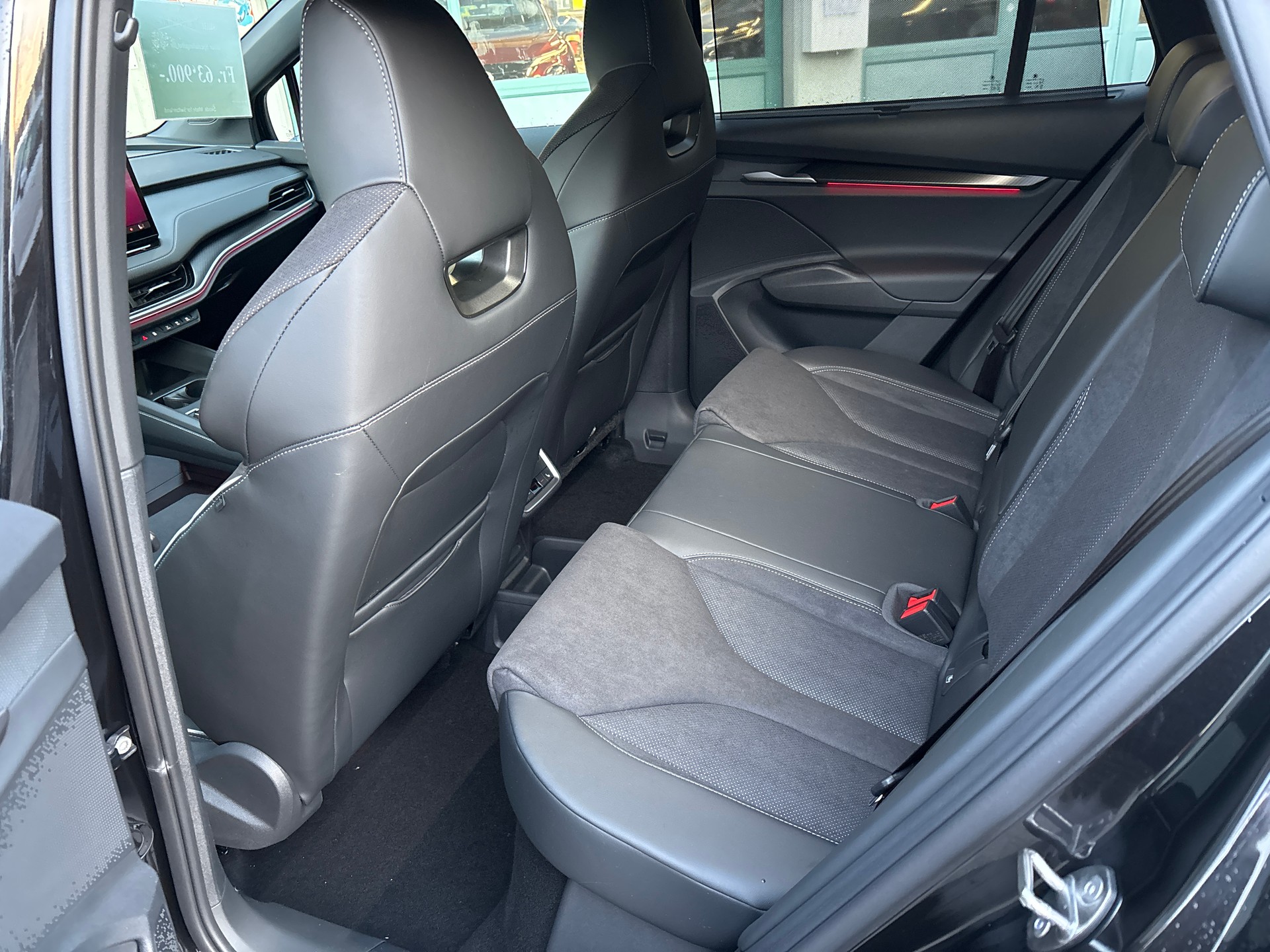 SKODA Enyaq 85x 4x4-image-15
