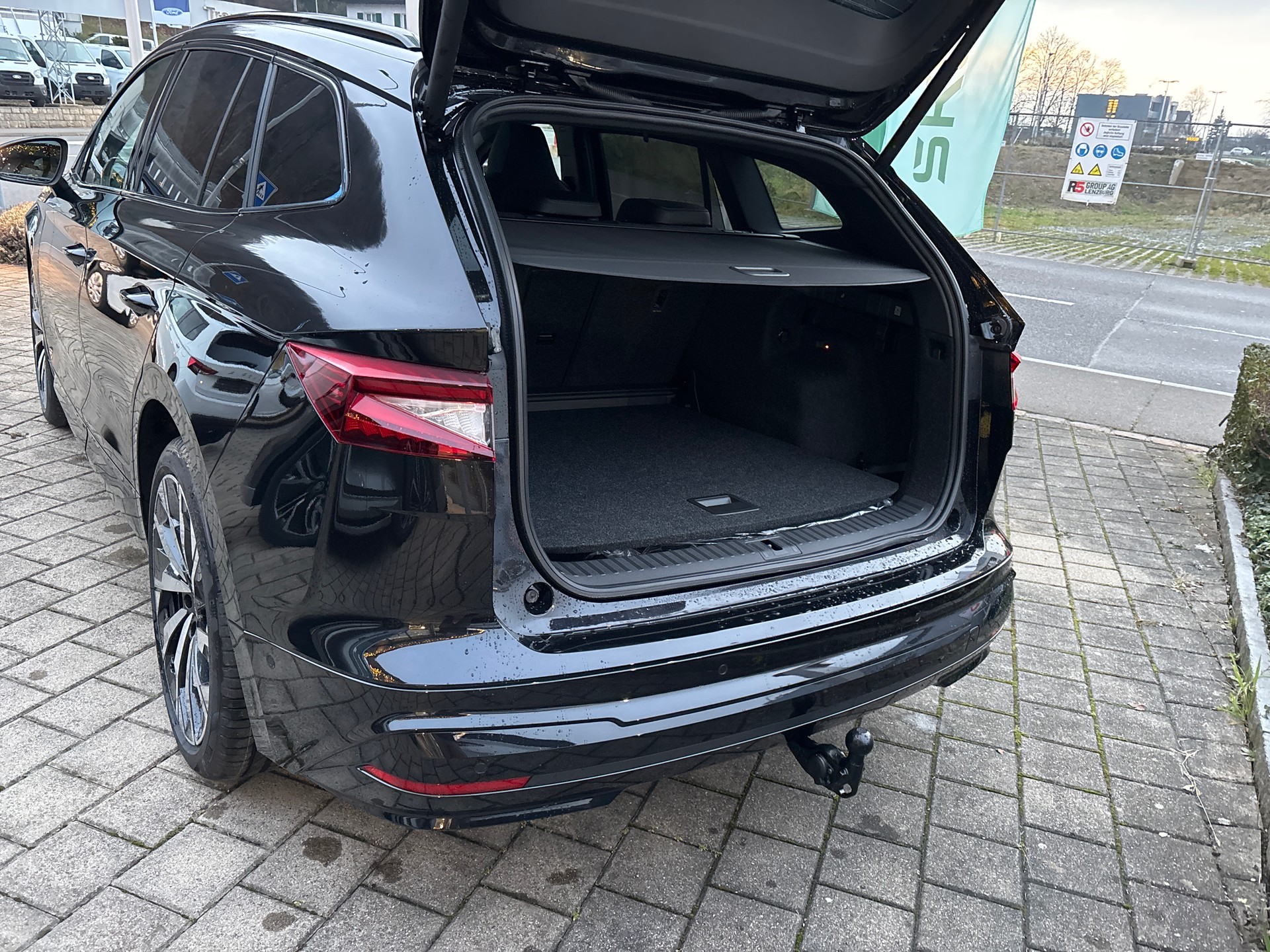 SKODA Enyaq 85x 4x4-image-19