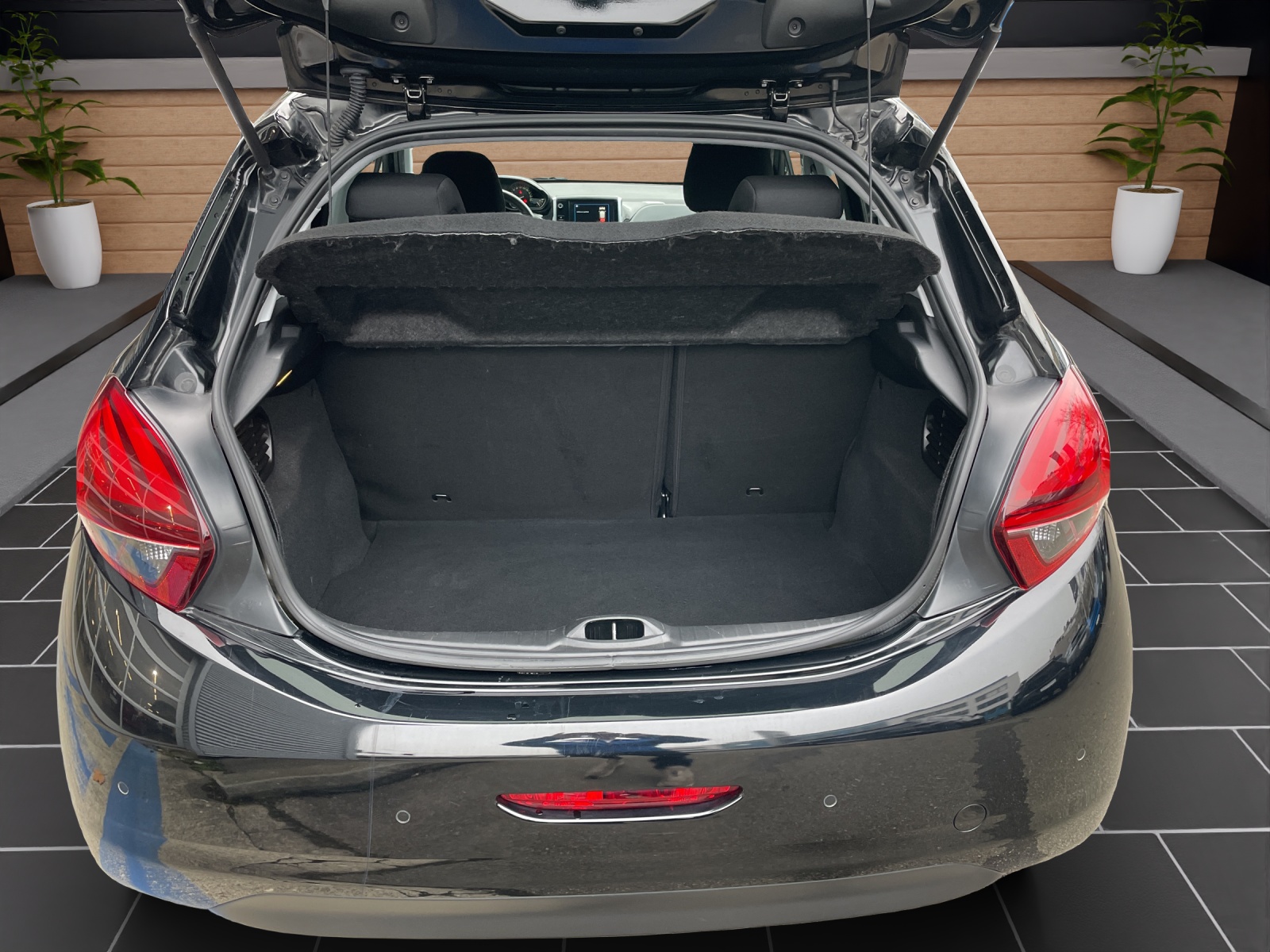 PEUGEOT 208 1.2 P.Tech Signature-image-8