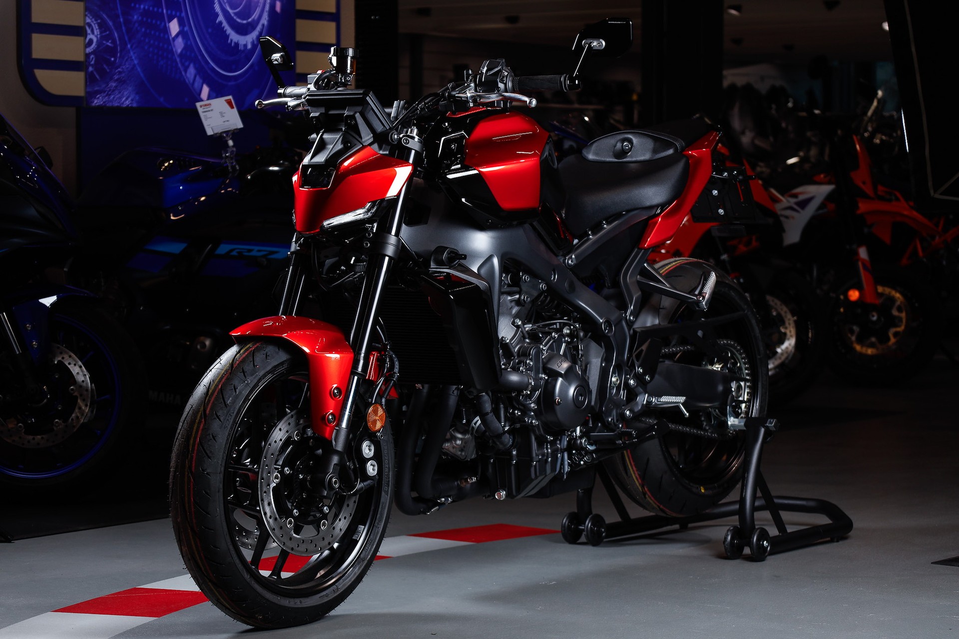 YAMAHA MT-09 Omega III-showroom-element-2