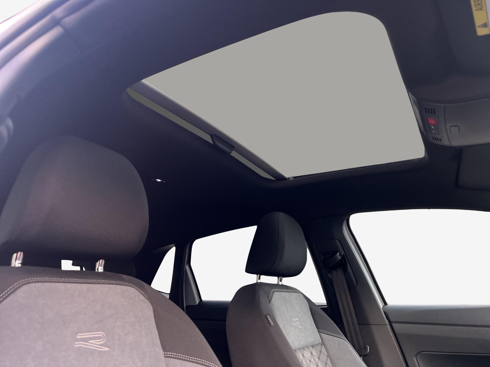 VW Polo 1.0 TSI R-Line DSG-image-15