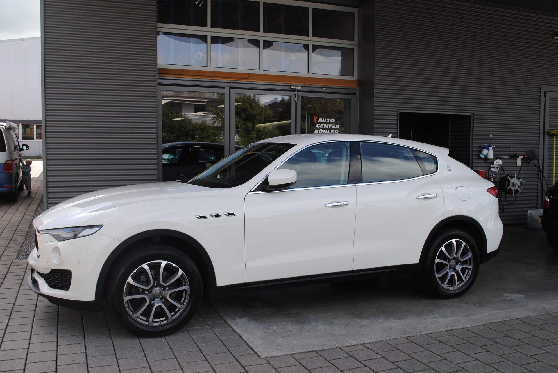 MASERATI Levante D 3.0 V6 Automatica-image-4