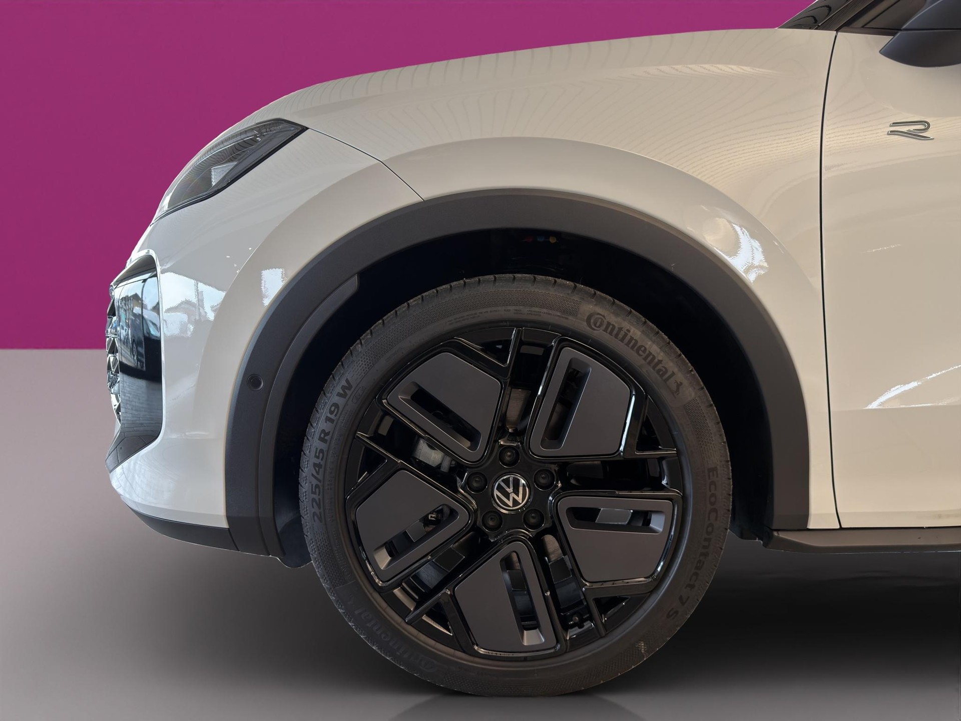 VW T-Roc 1.5 eTSI R-Line DSG CH-Fahrzeug-image-8