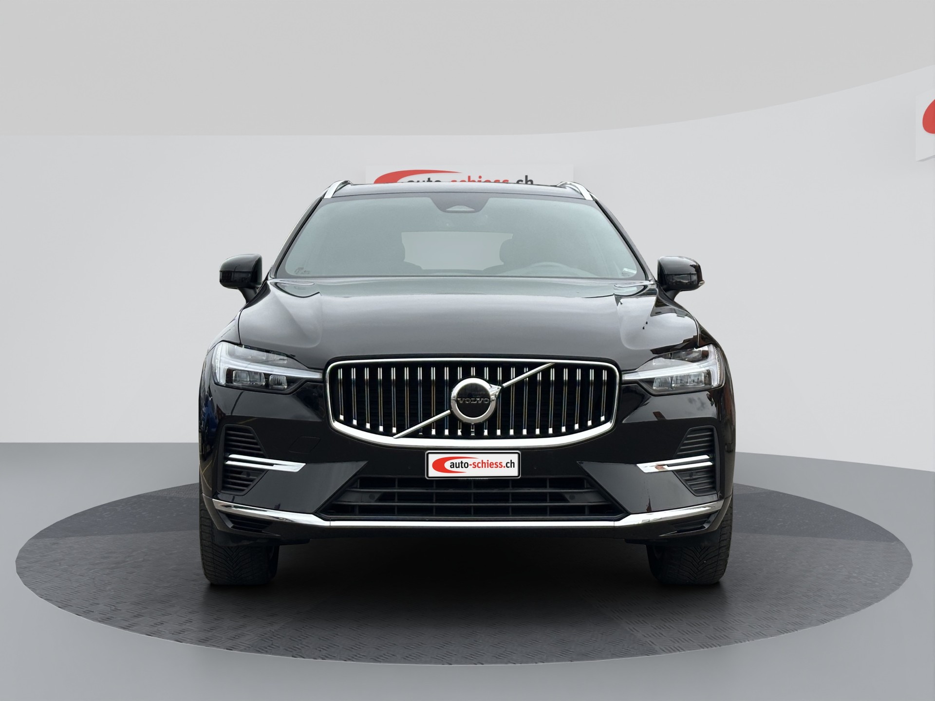 VOLVO XC60 T6 eAWD PluginHybrid Plus Bright Geartronic-image-1