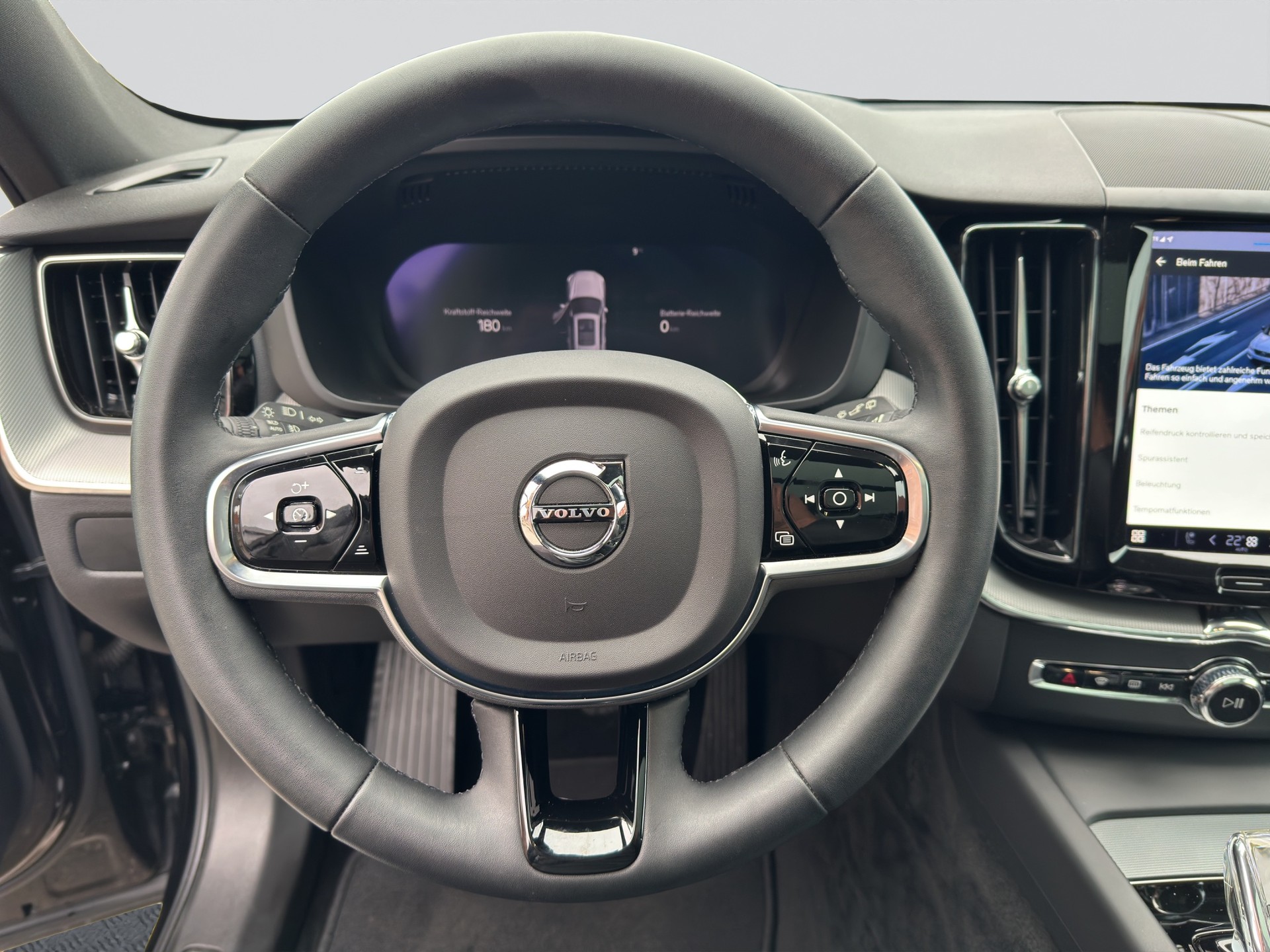 VOLVO XC60 T6 eAWD PluginHybrid Plus Bright Geartronic-image-10