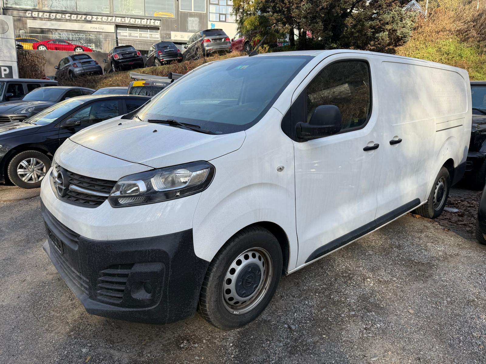 OPEL Vivaro Cargo 2.0 CDTI Essentia s/s M EN-image-0