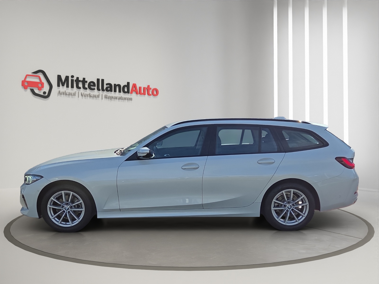 BMW 320d xDrive 48V Touring Steptronic-image-4
