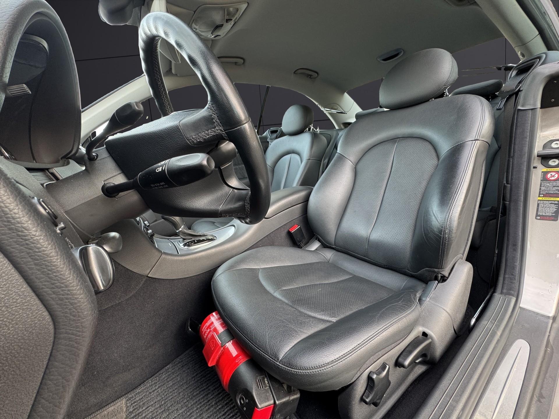 MERCEDES-BENZ CLK 270 CDI Avantgarde-image-6