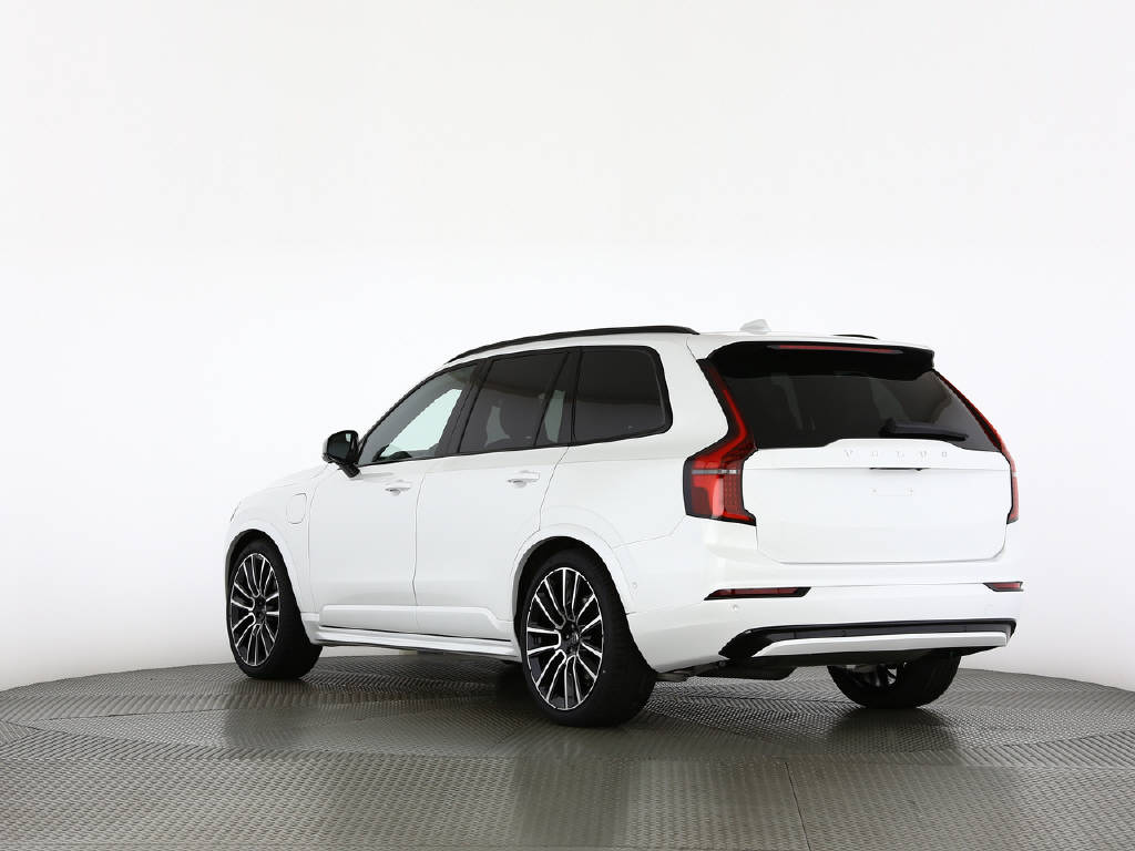VOLVO XC90 2.0 T8 TE XCLUSIVE Ultra Dark eAWD-image-8